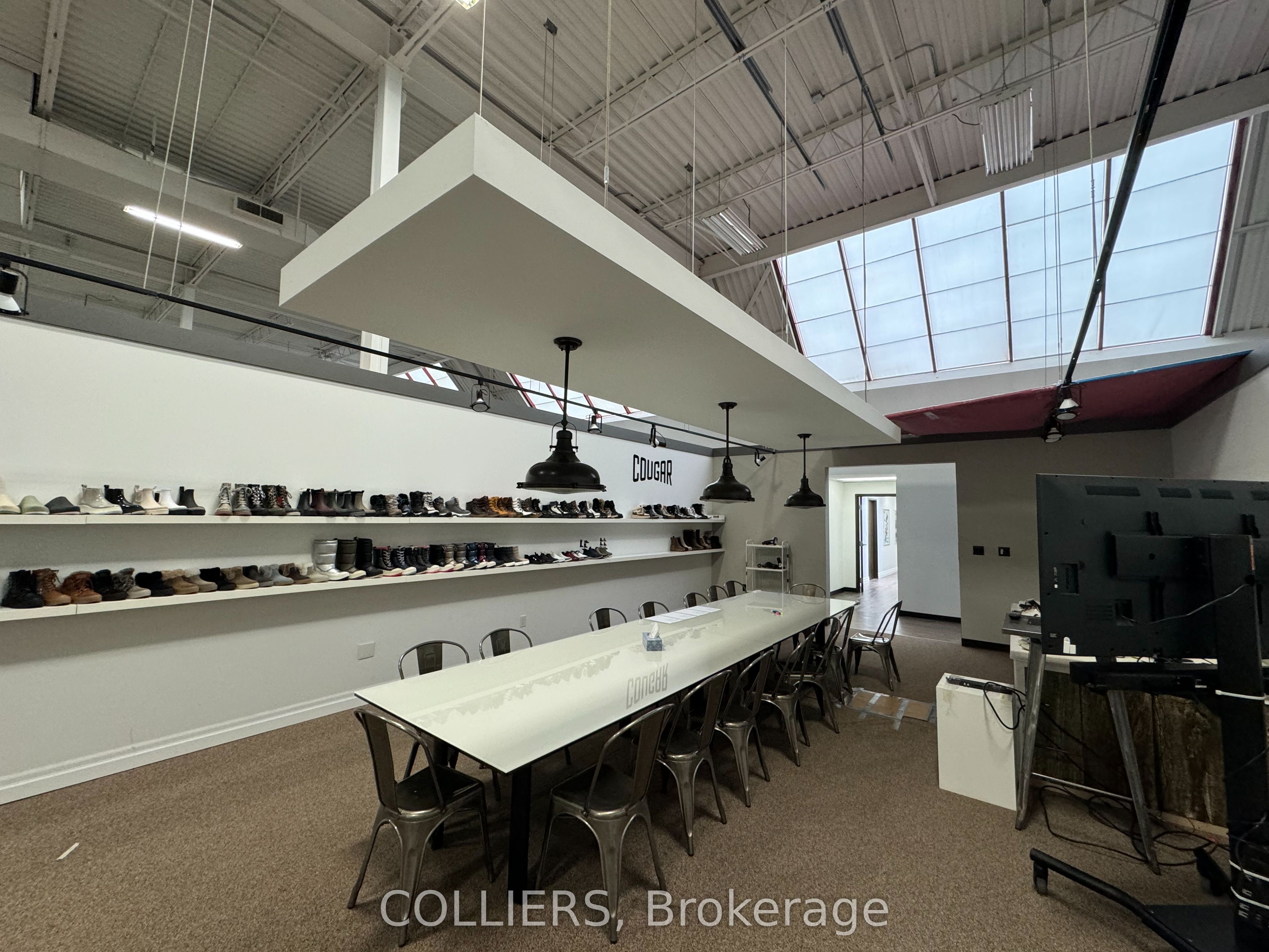 #opt B - 2 Masonry Court Property Photo 7