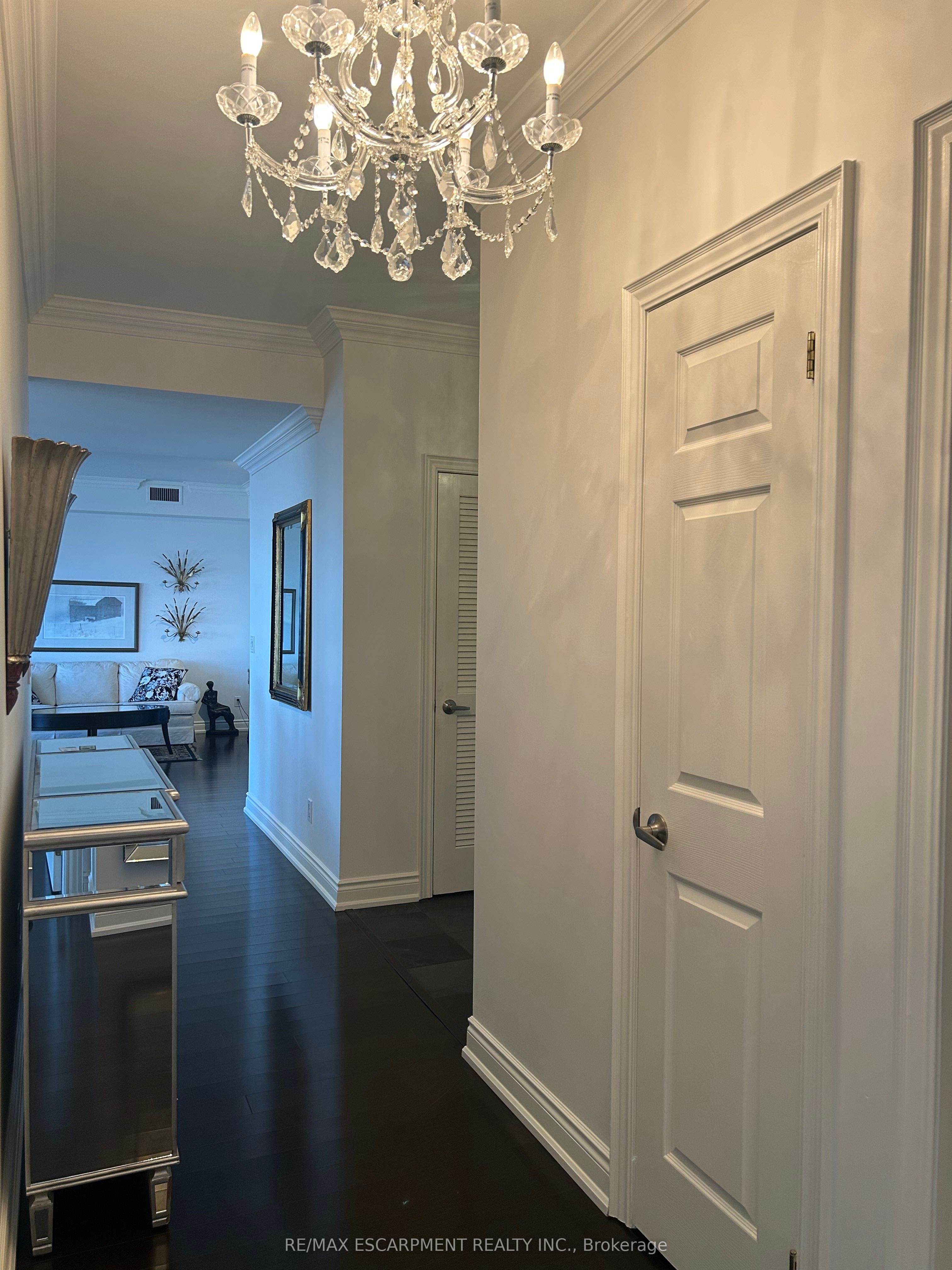 #1102 - 1477 Lakeshore Road Property Photo 5