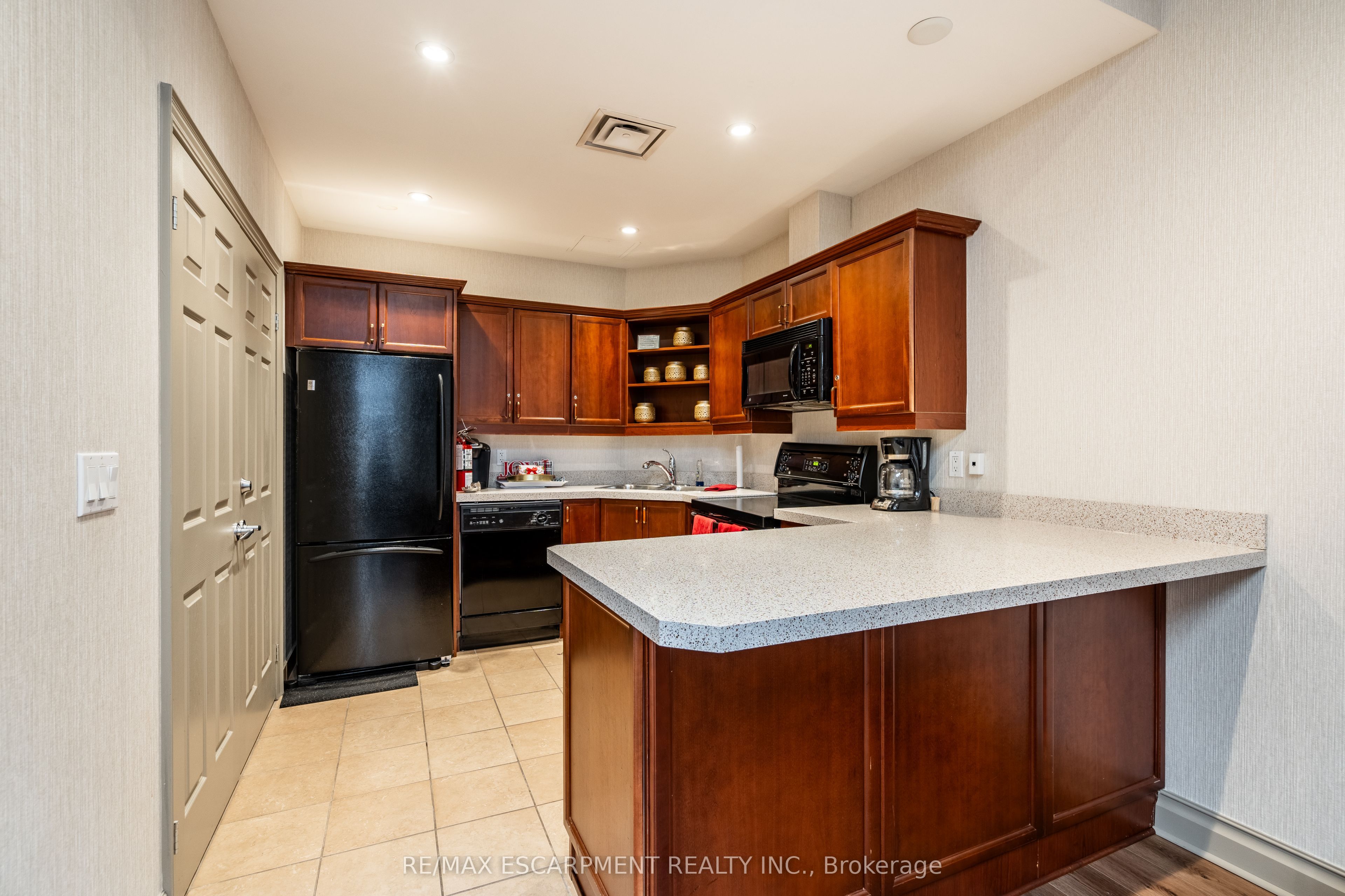 #1102 - 1477 Lakeshore Road Property Photo 26