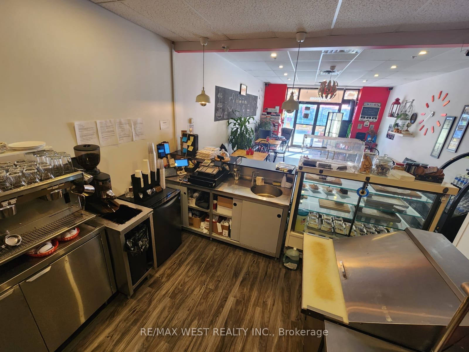 #31 - 2737 Keele Street Property Photo 2