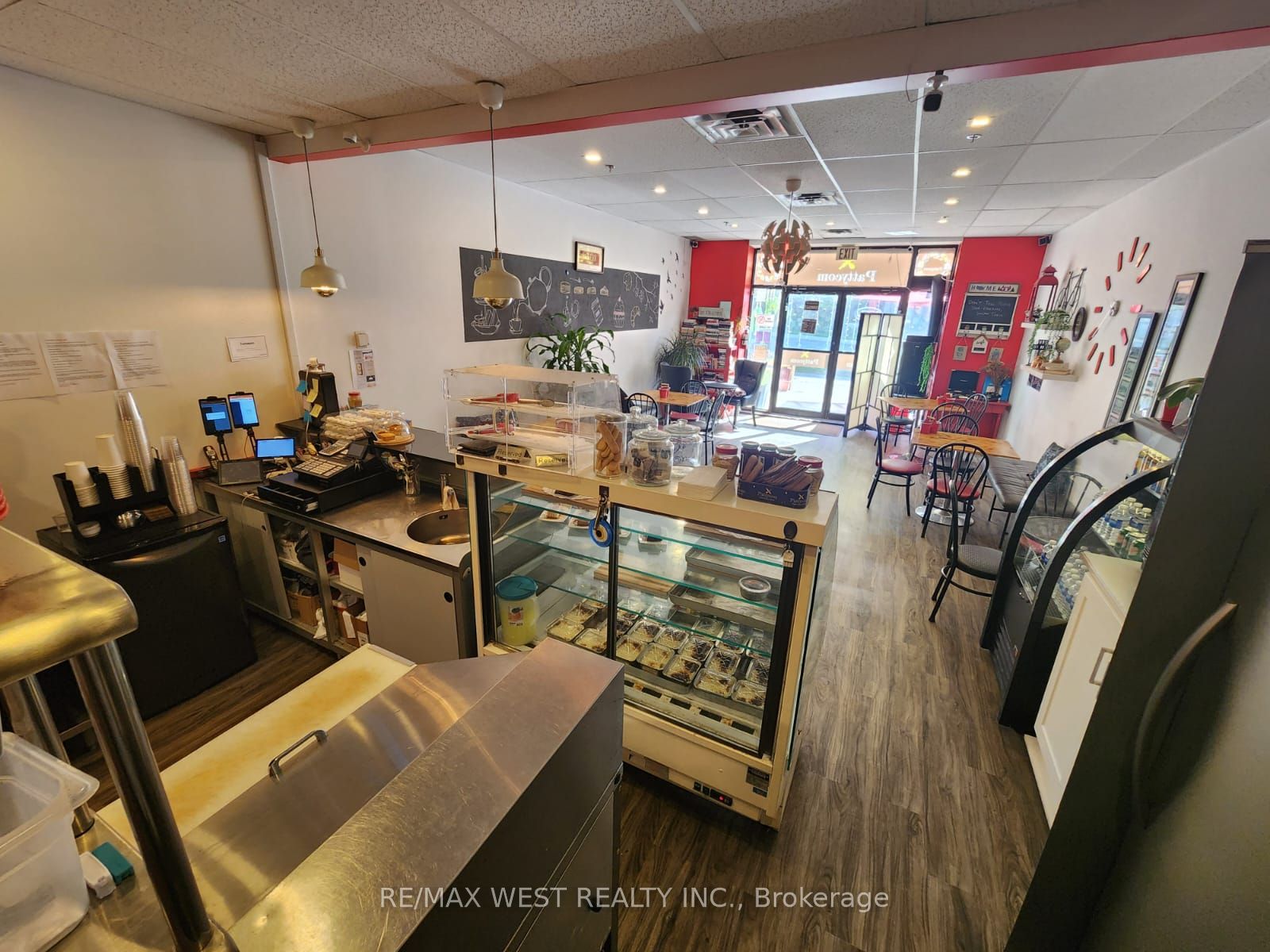#31 - 2737 Keele Street Property Photo 6