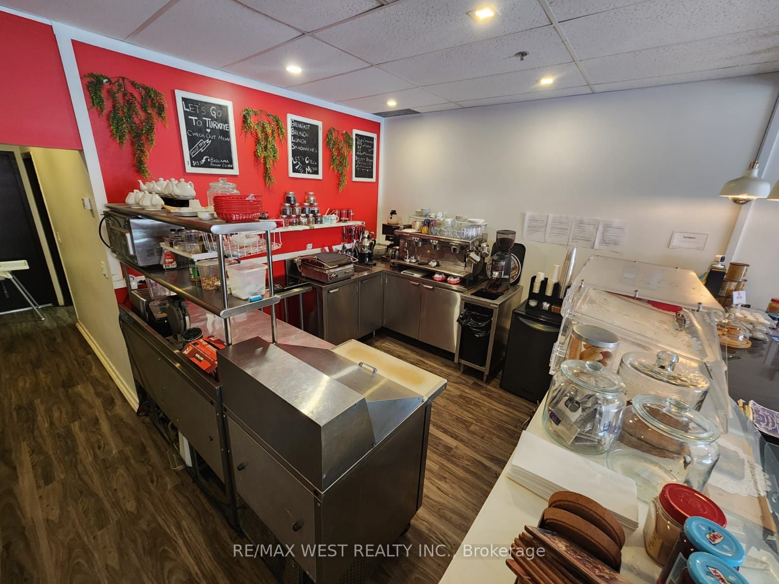 #31 - 2737 Keele Street Property Photo 8