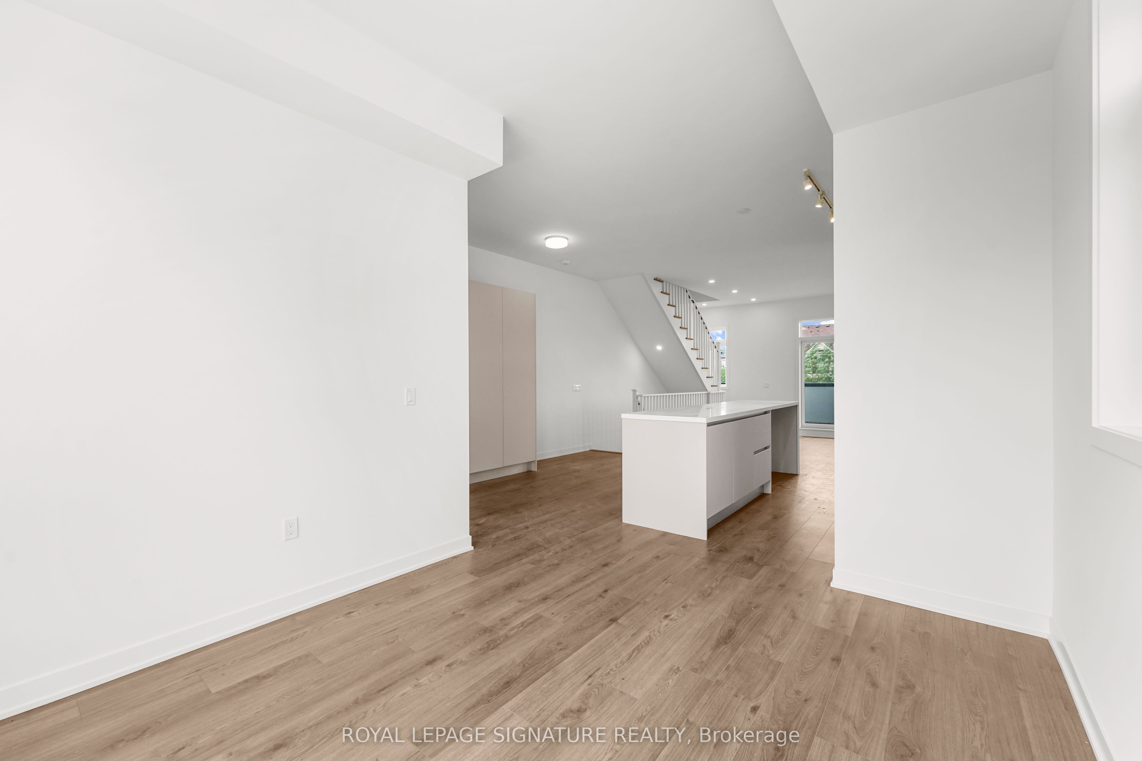 3047 Trailside Drive Property Photo 4