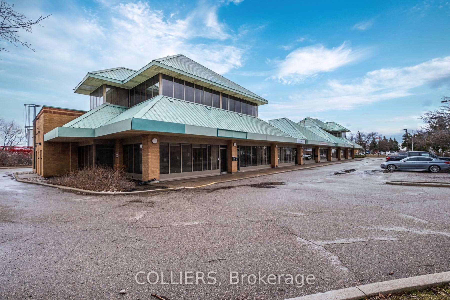 #7-9a - 871 Equestrian Court Property Photo 1