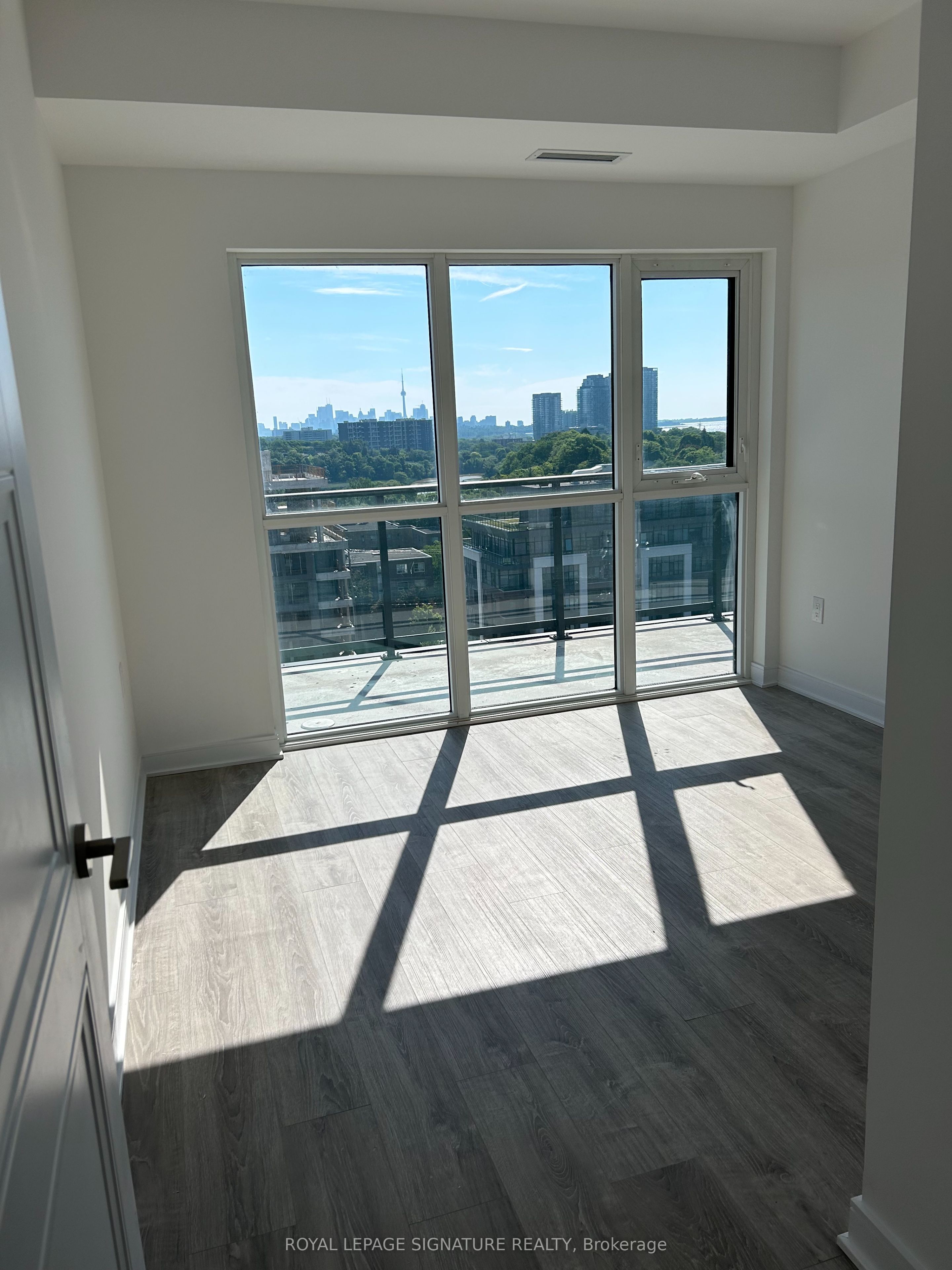 #1002 - 25 Neighbourhood Lane Property Photo 9
