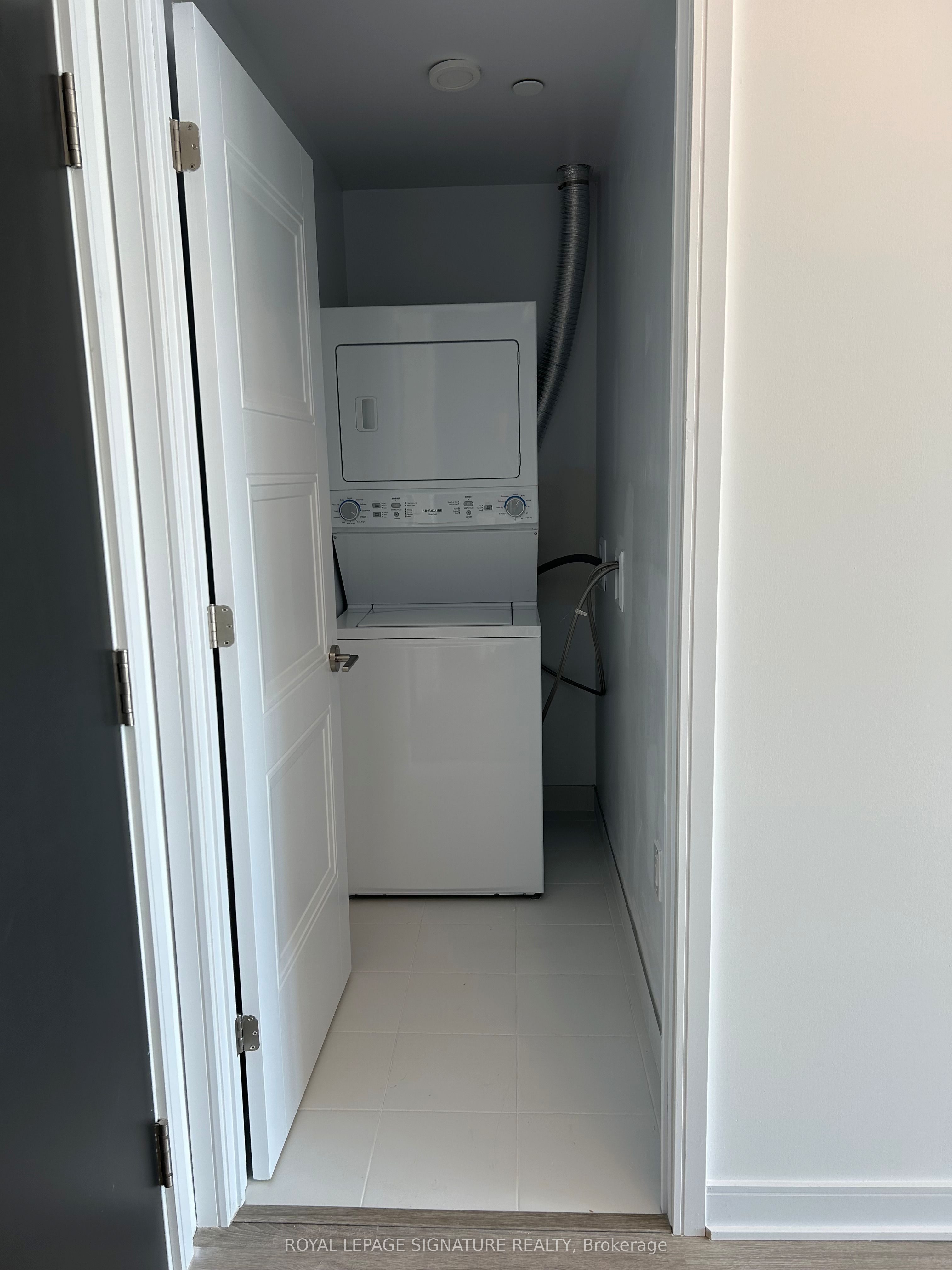 #1002 - 25 Neighbourhood Lane Property Photo 20