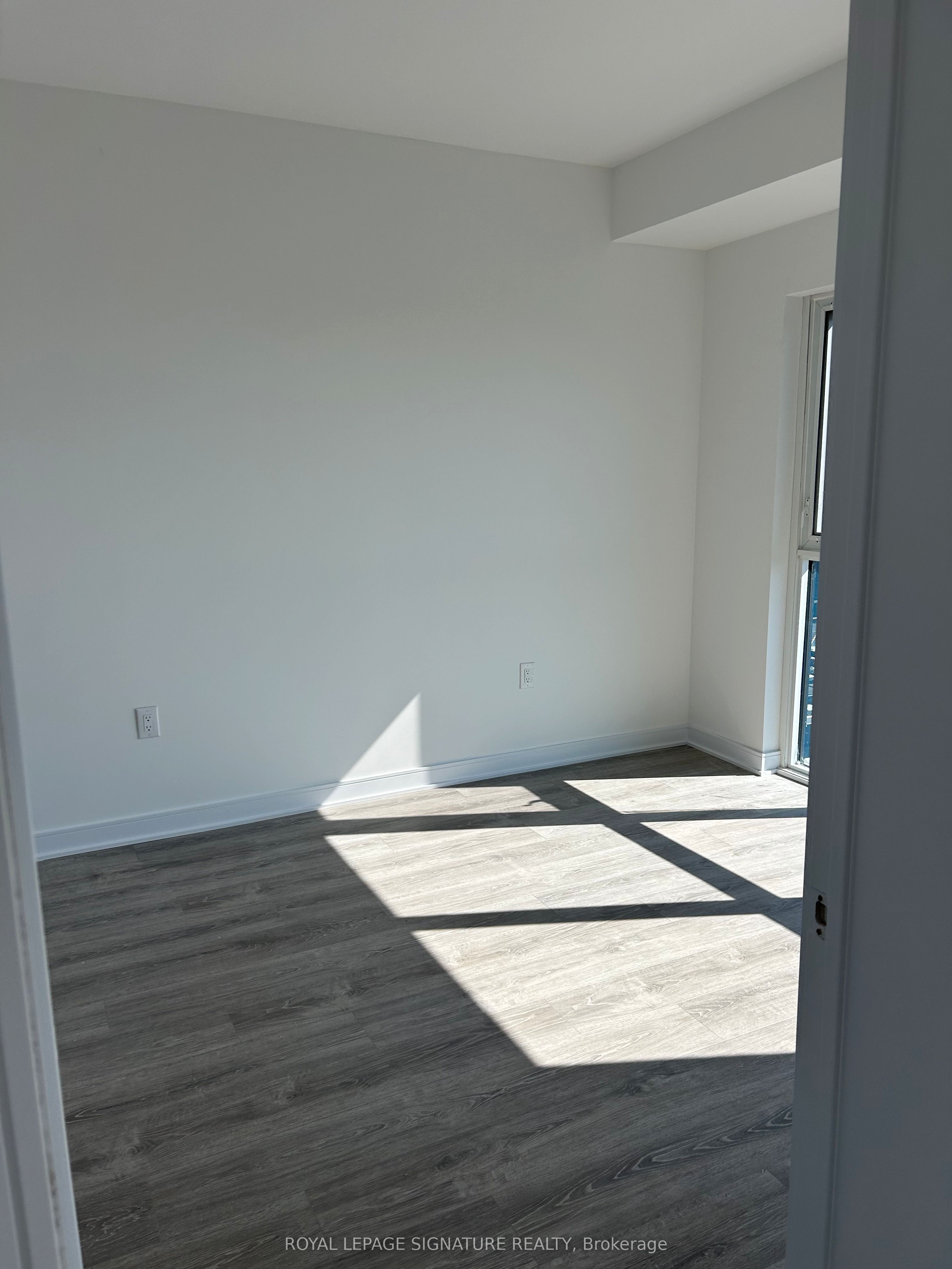 #1002 - 25 Neighbourhood Lane Property Photo 21