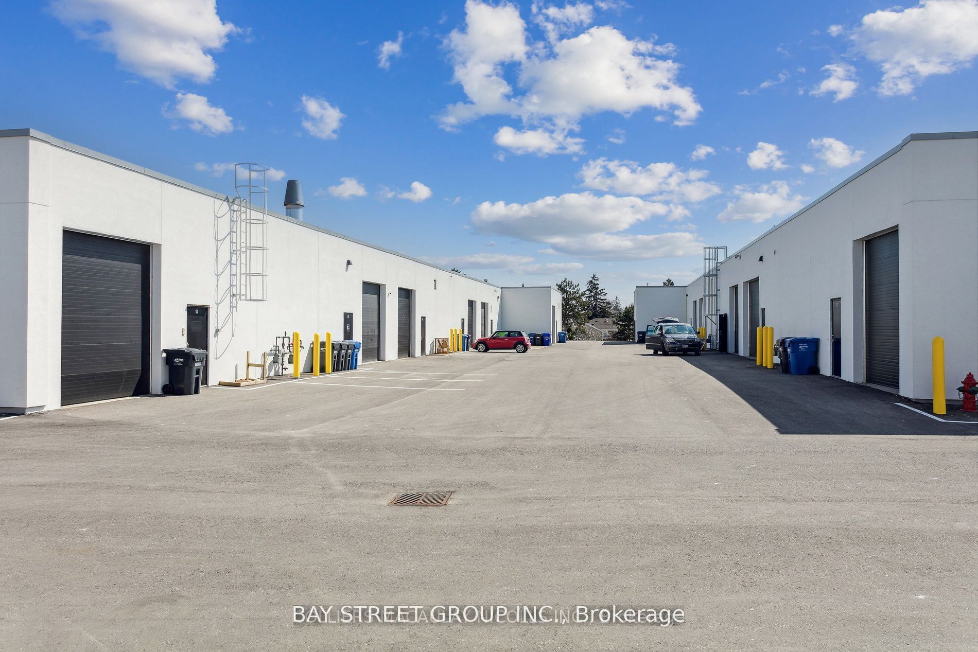 #14 - 1290 Speers Road Property Photo 4