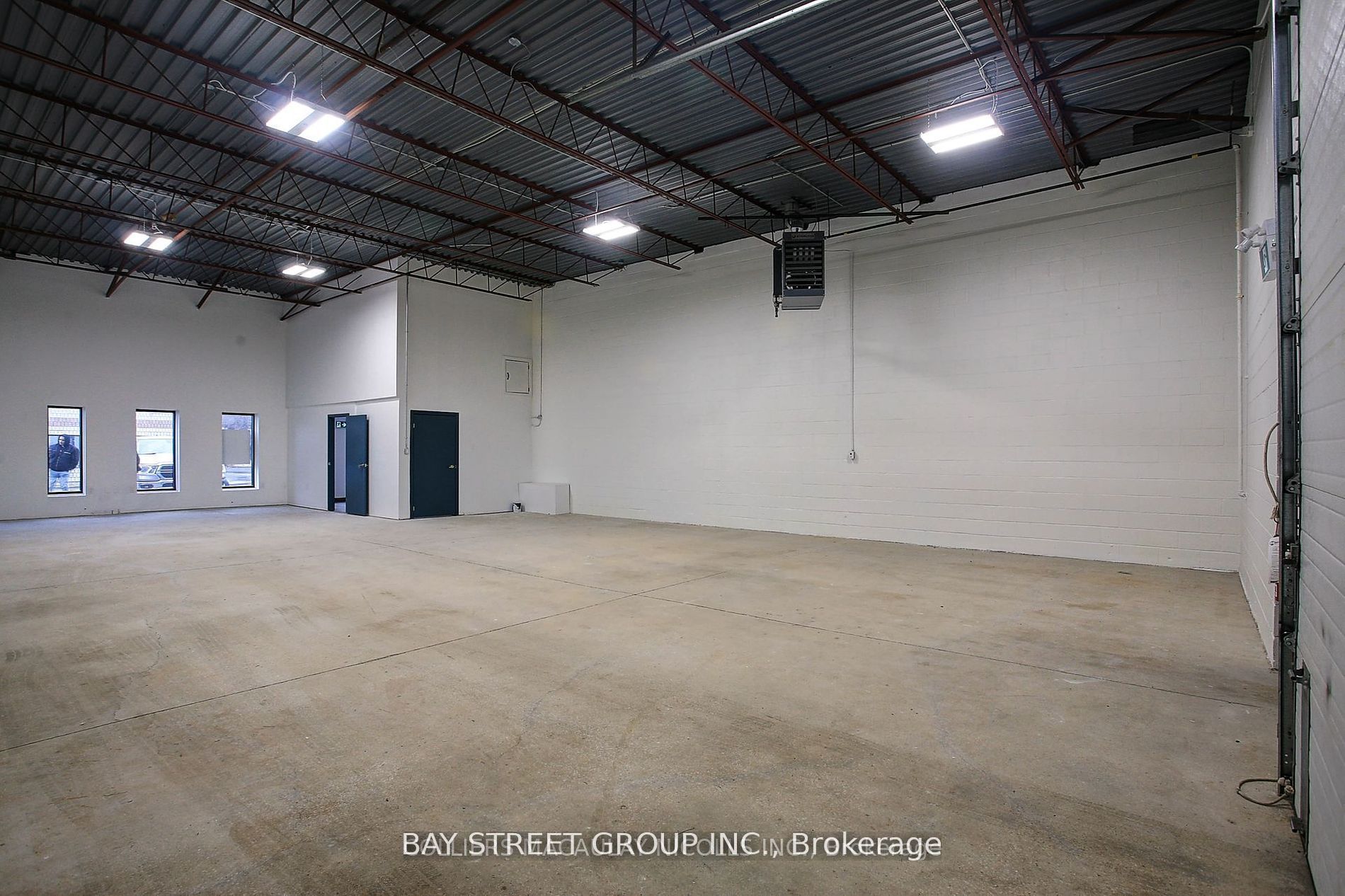 #14 - 1290 Speers Road Property Photo 11