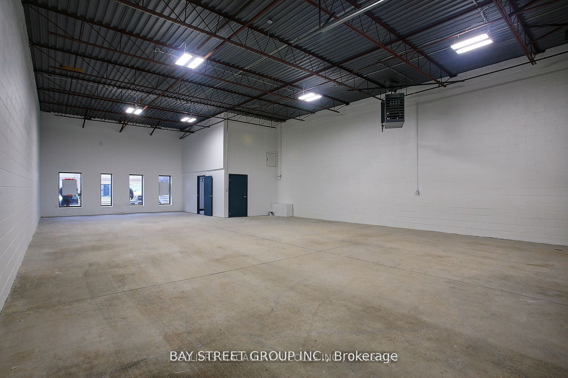 #14 - 1290 Speers Road Property Photo 12