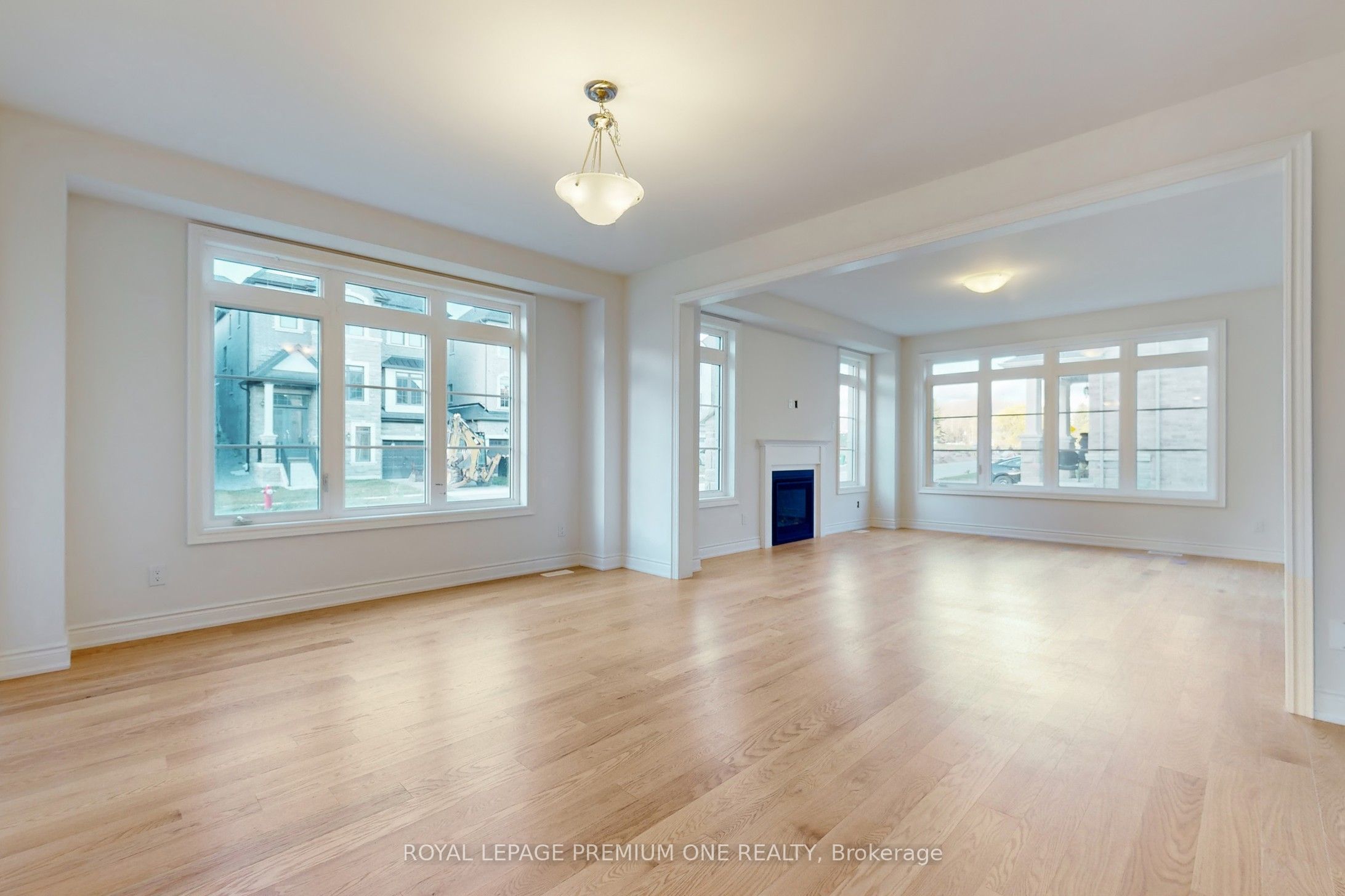 9 Ann Mckee Street Property Photo 2