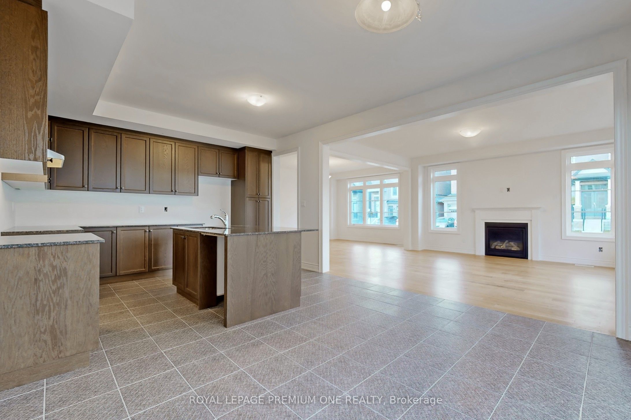 9 Ann Mckee Street Property Photo 12