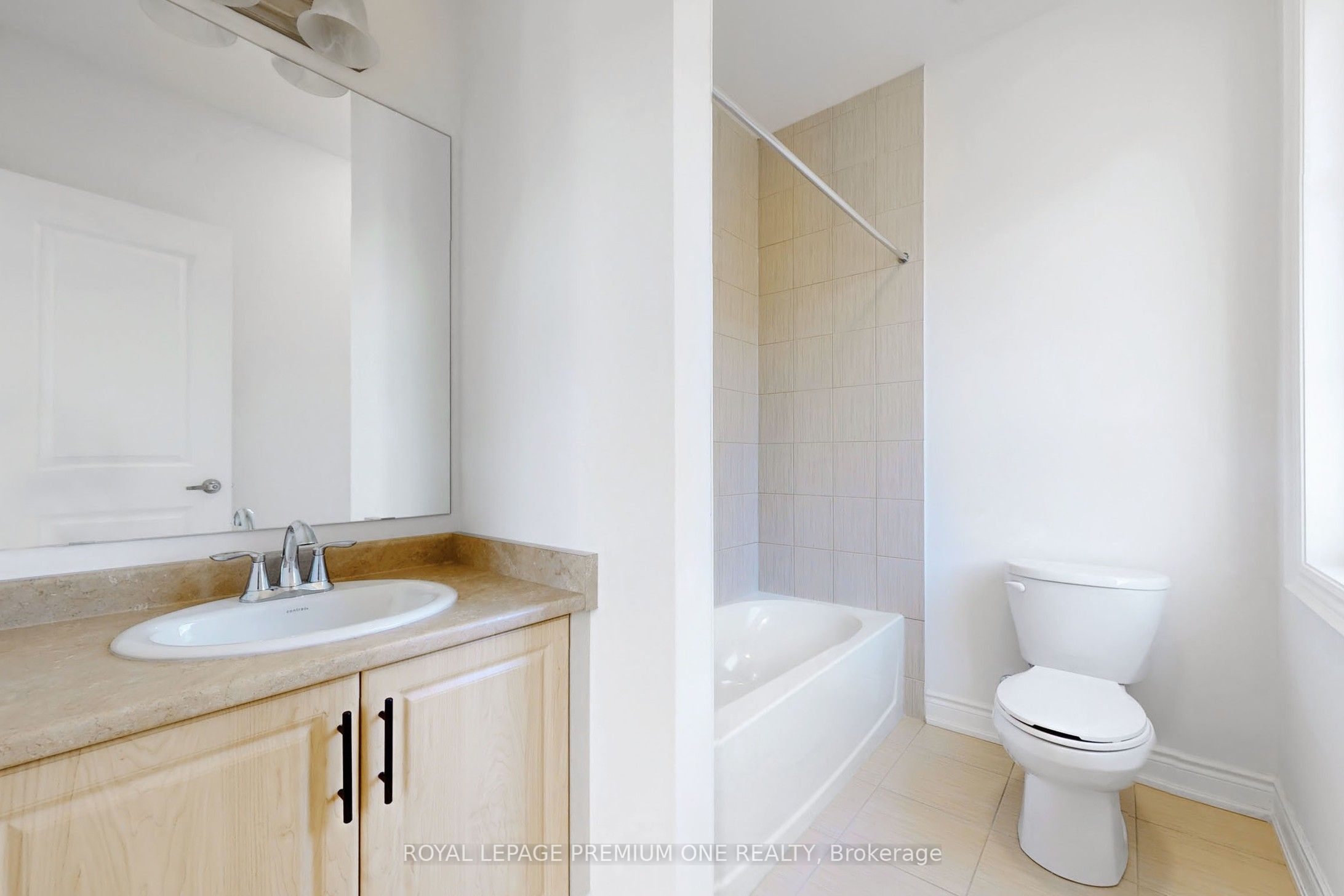 9 Ann Mckee Street Property Photo 29