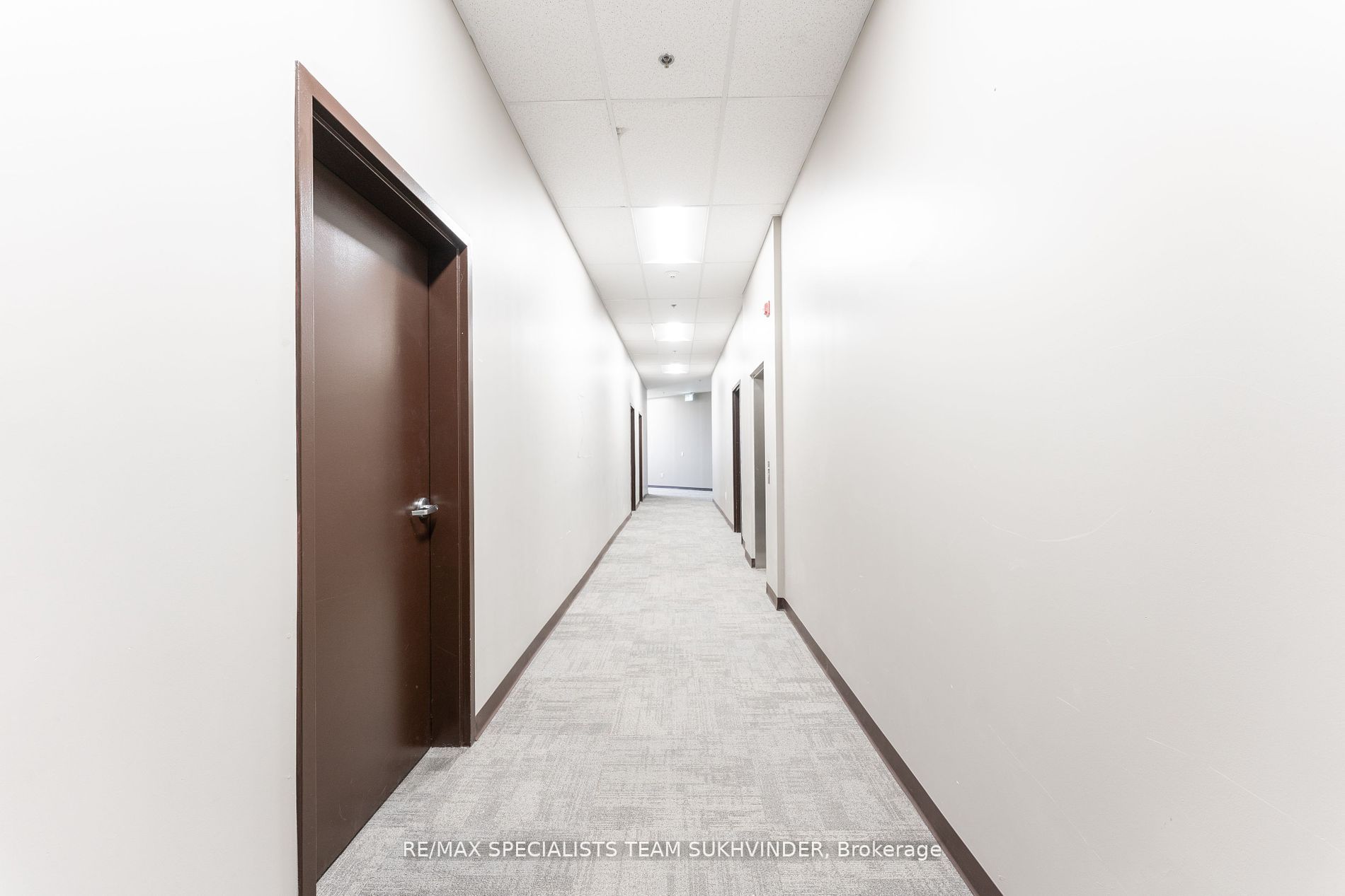 #204 - 6475 Mayfield Road Property Photo 4