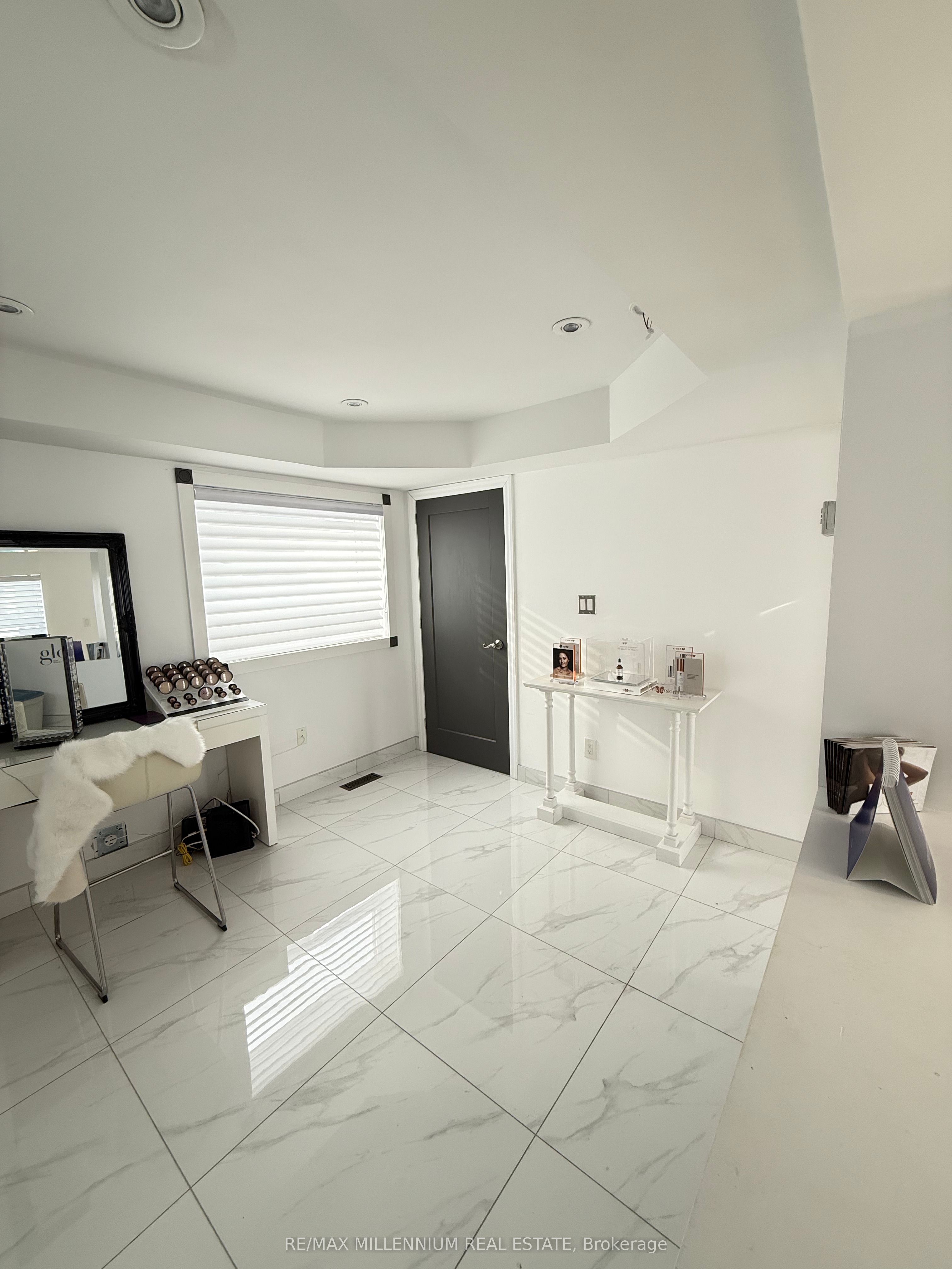 15 Centre Street Property Photo 7