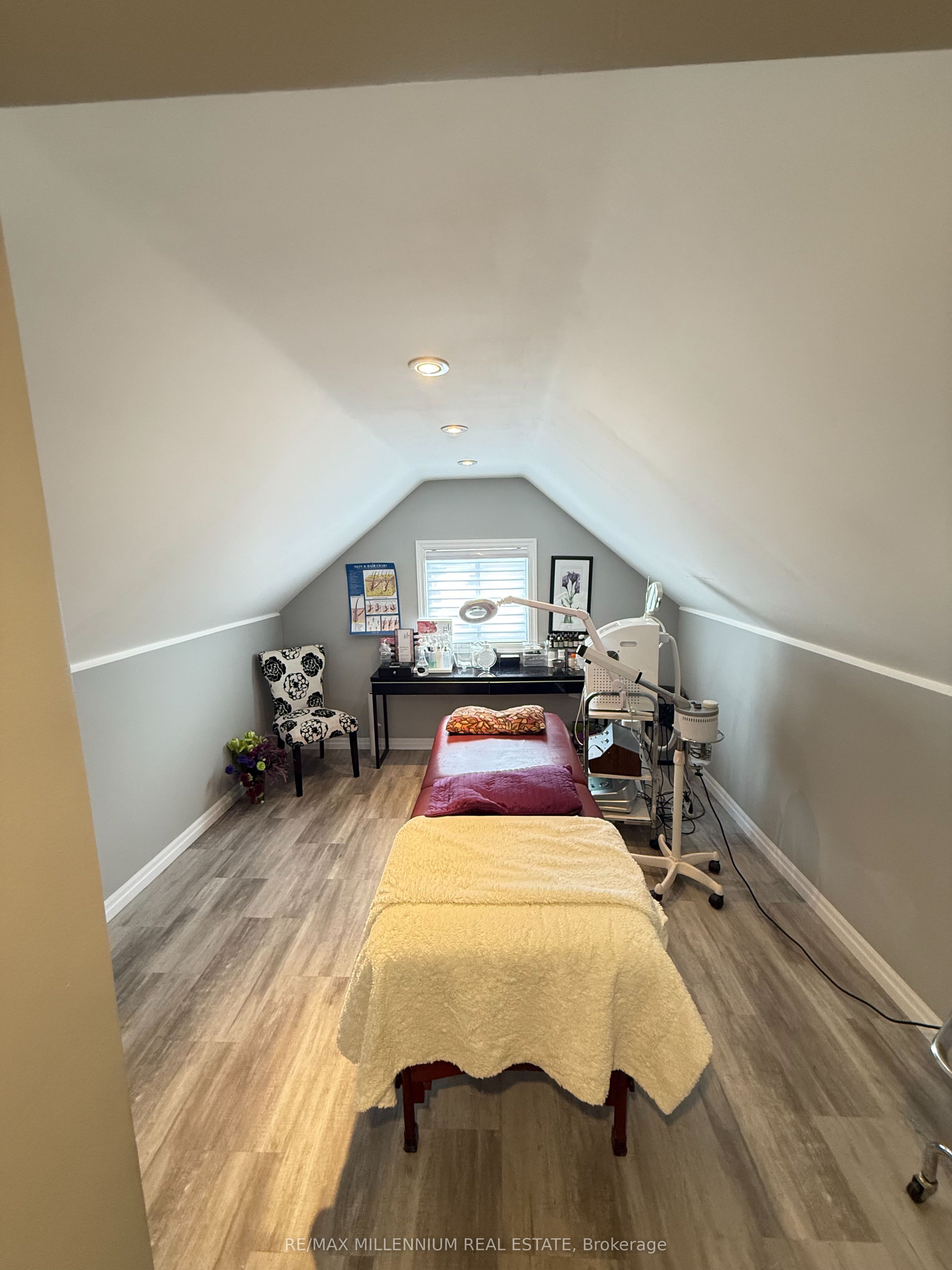 15 Centre Street Property Photo 12