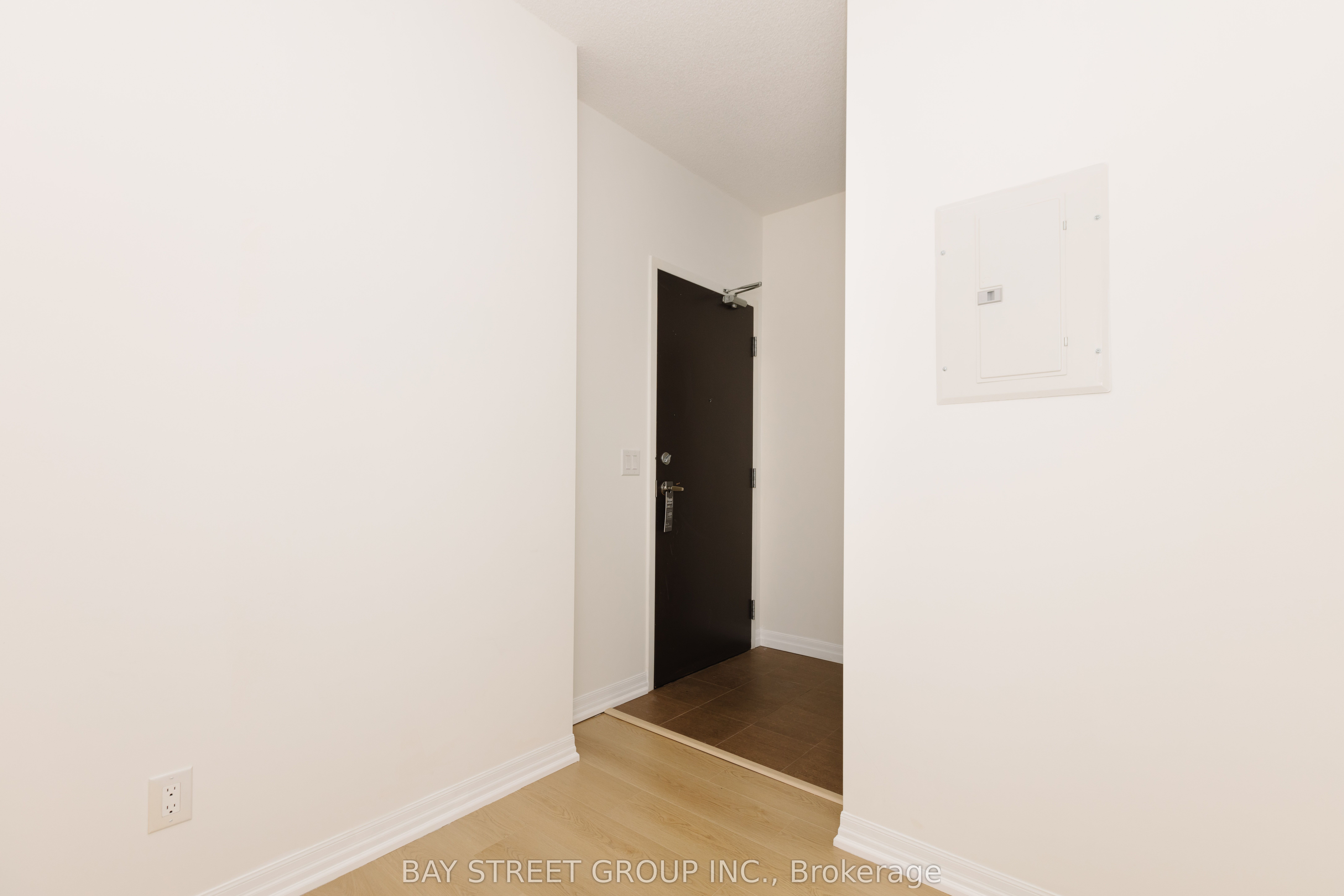 #3208 - 225 Webb Drive Property Photo 8