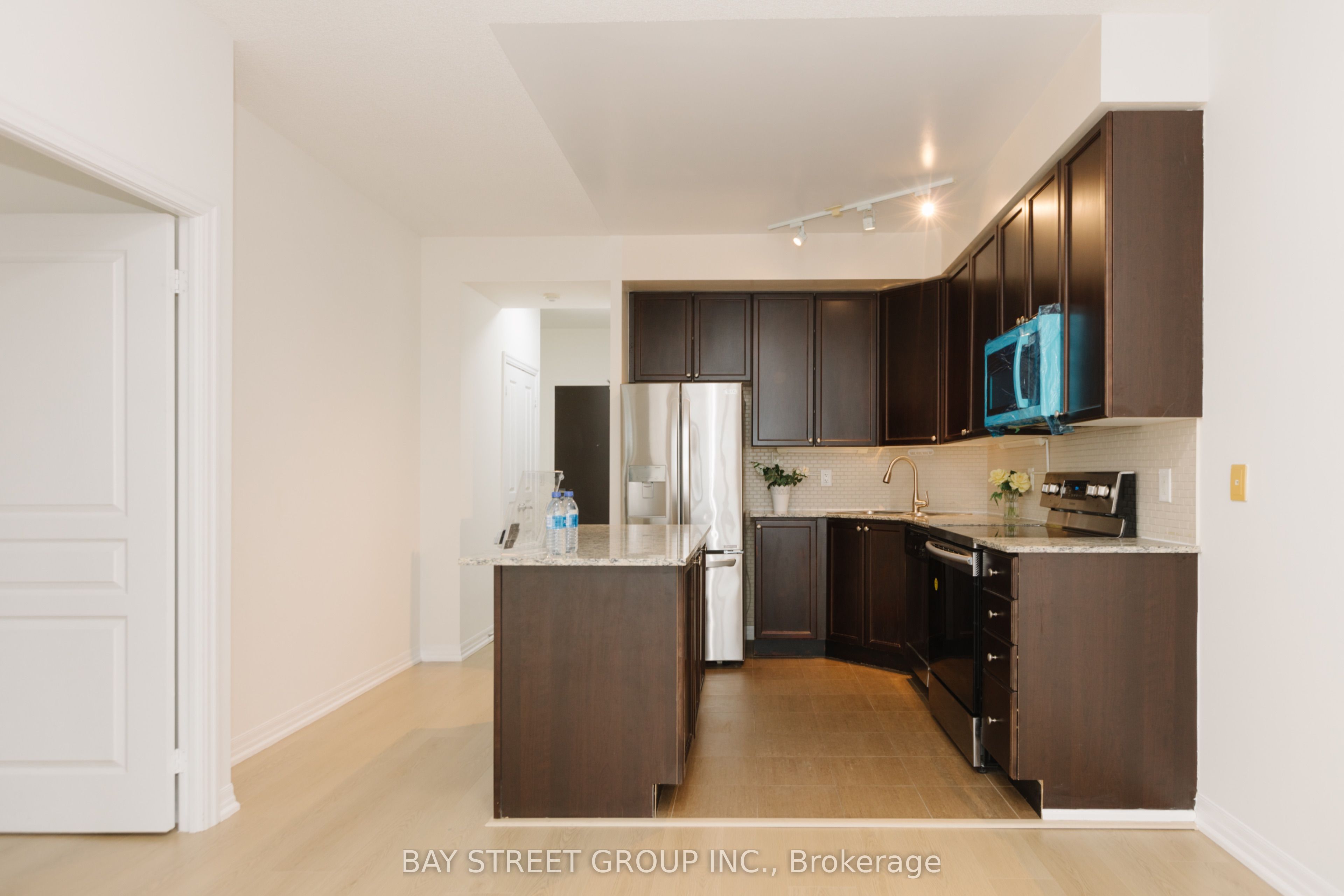 #3208 - 225 Webb Drive Property Photo 21