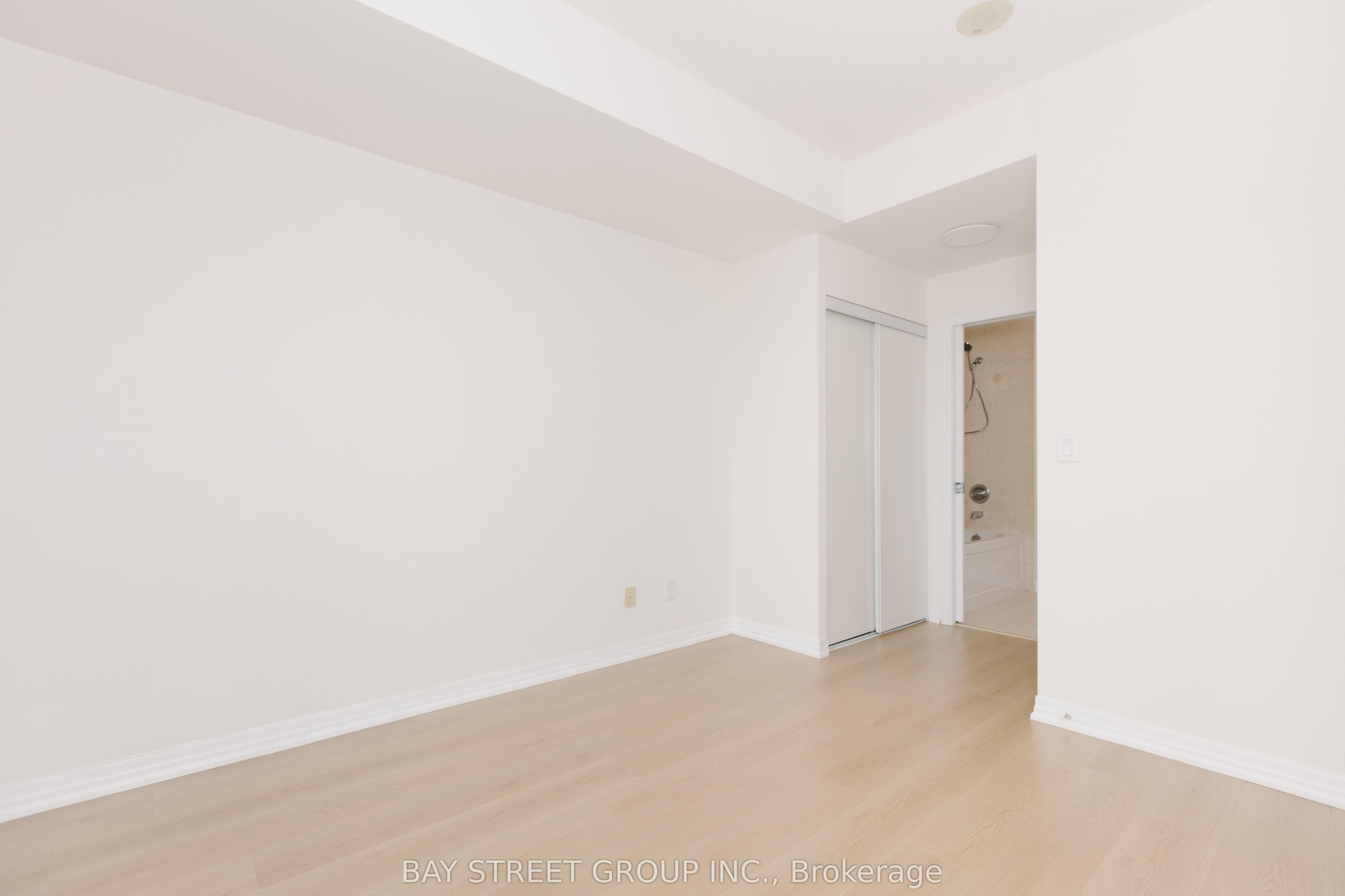 #3208 - 225 Webb Drive Property Photo 26