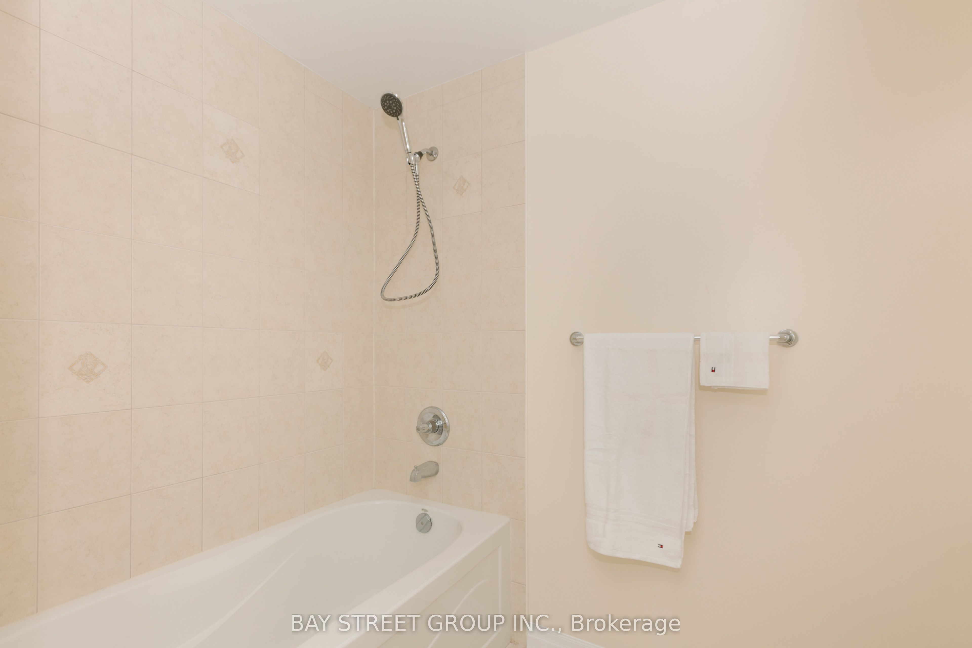 #3208 - 225 Webb Drive Property Photo 27