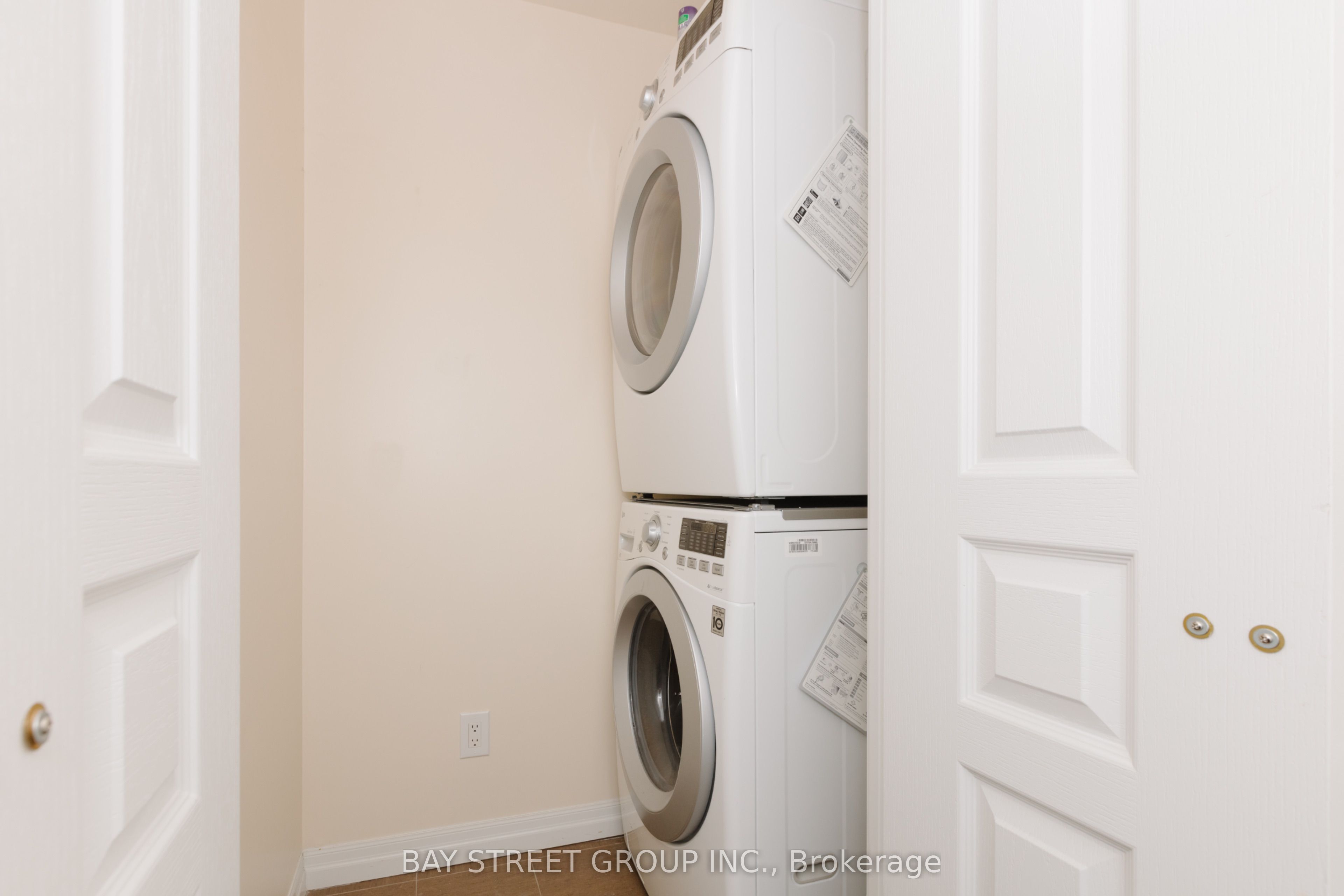 #3208 - 225 Webb Drive Property Photo 31
