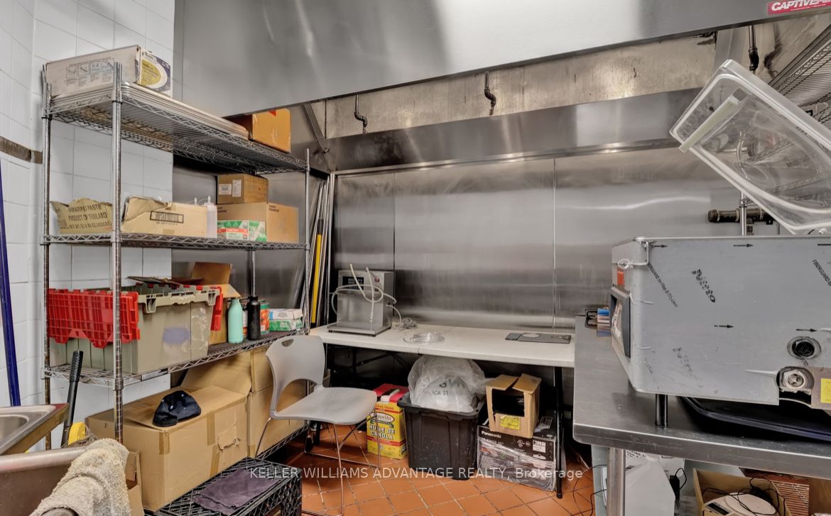 2200 Eglinton Ave W Property Photo 17