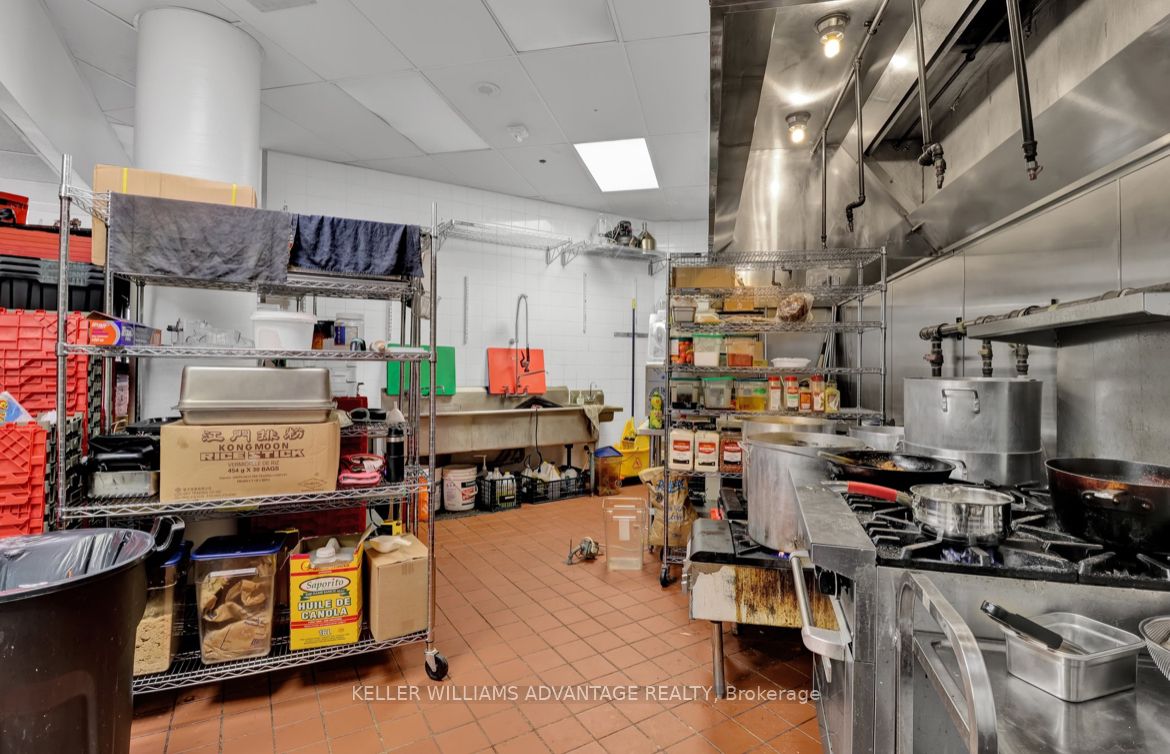 2200 Eglinton Ave W Property Photo 23