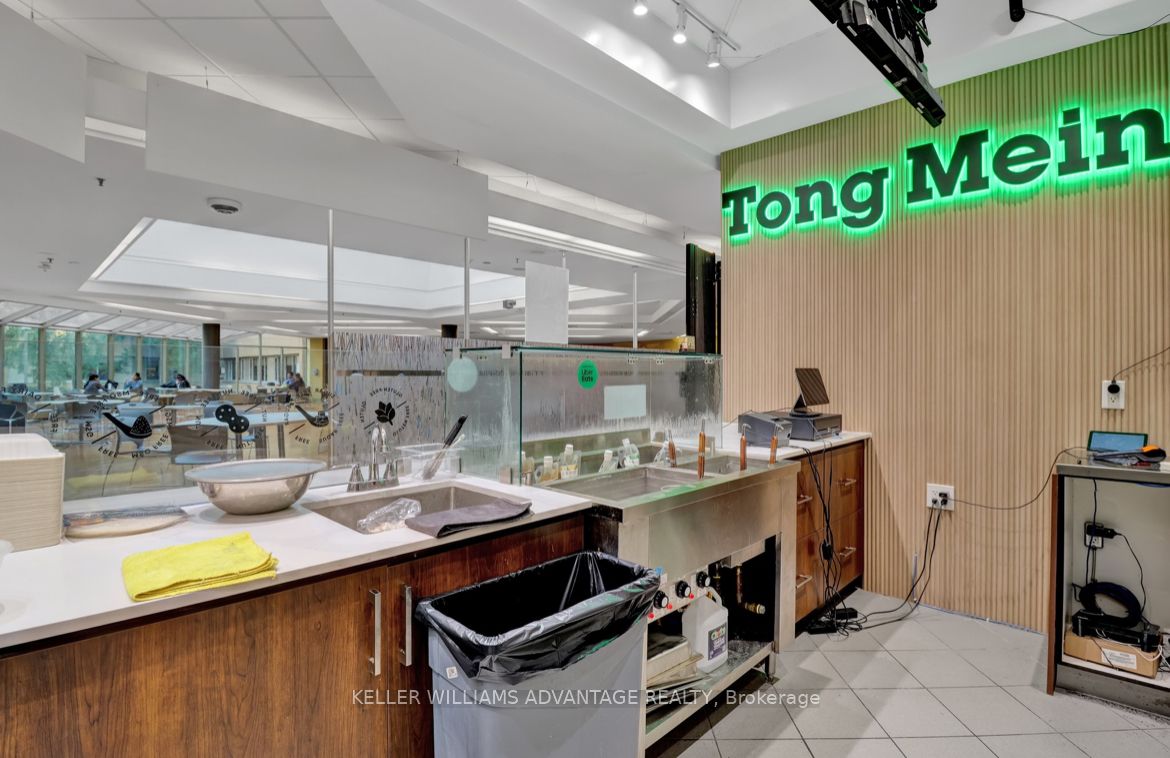 2200 Eglinton Ave W Property Photo 29