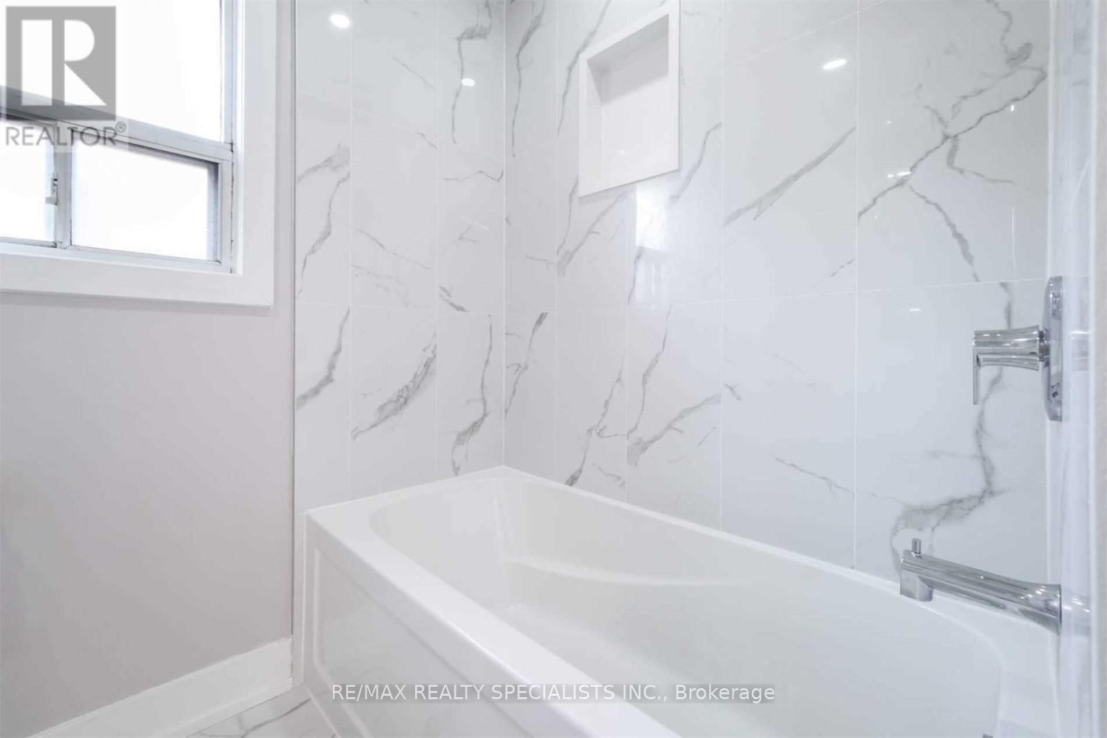 1079 West Avenue Property Photo 17