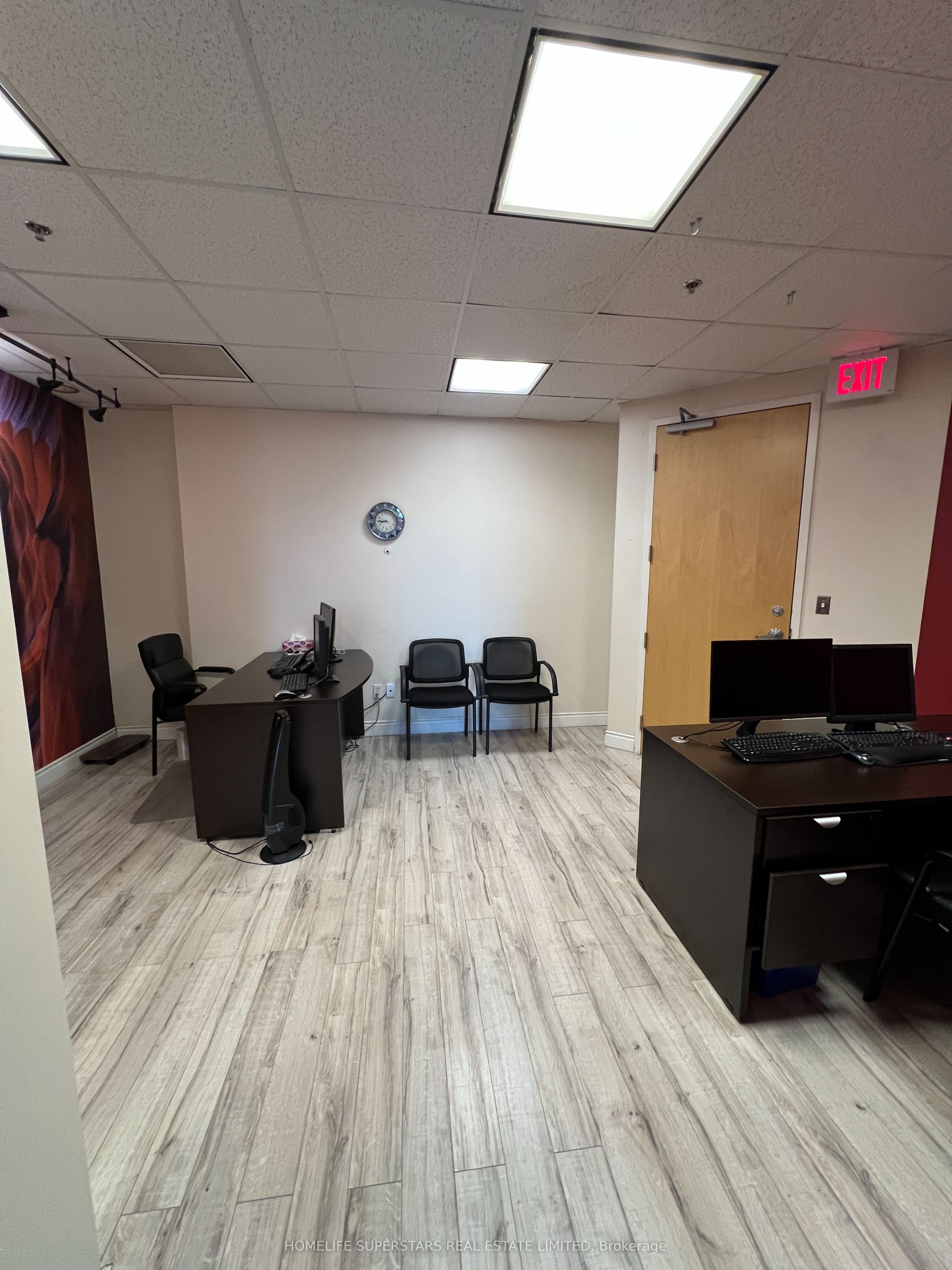 #607 - 2250 Bovaird Drive Property Photo 17