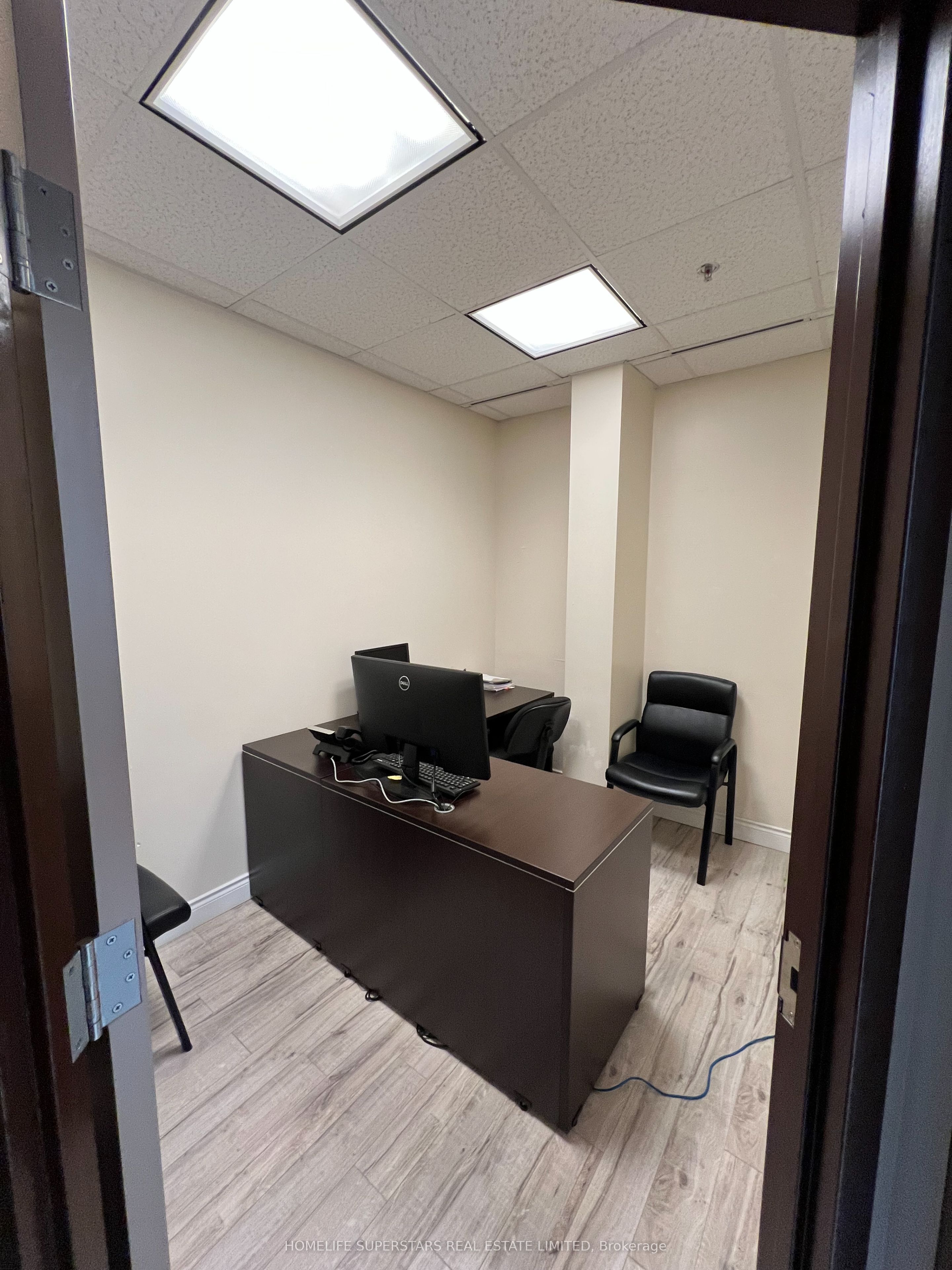 #607 - 2250 Bovaird Drive Property Photo 28