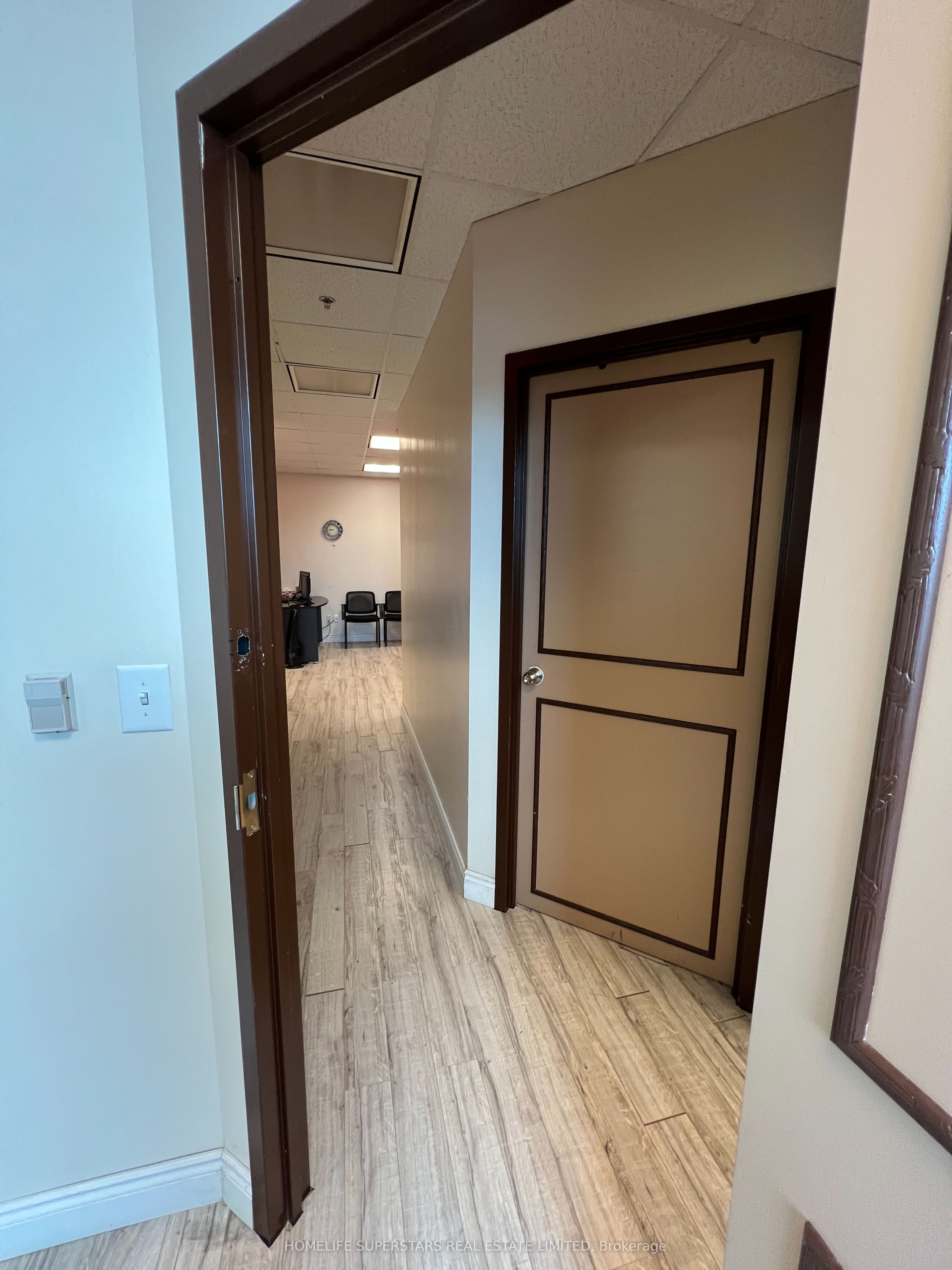 #607 - 2250 Bovaird Drive Property Photo 29