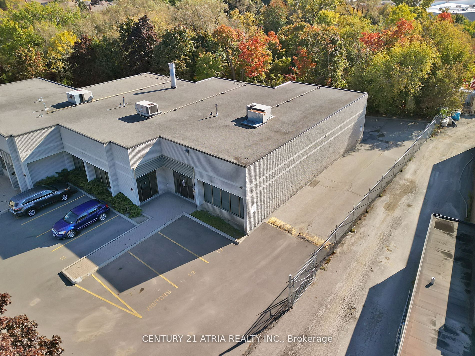 #12 - 1606 Sedlescomb Drive Property Photo 3
