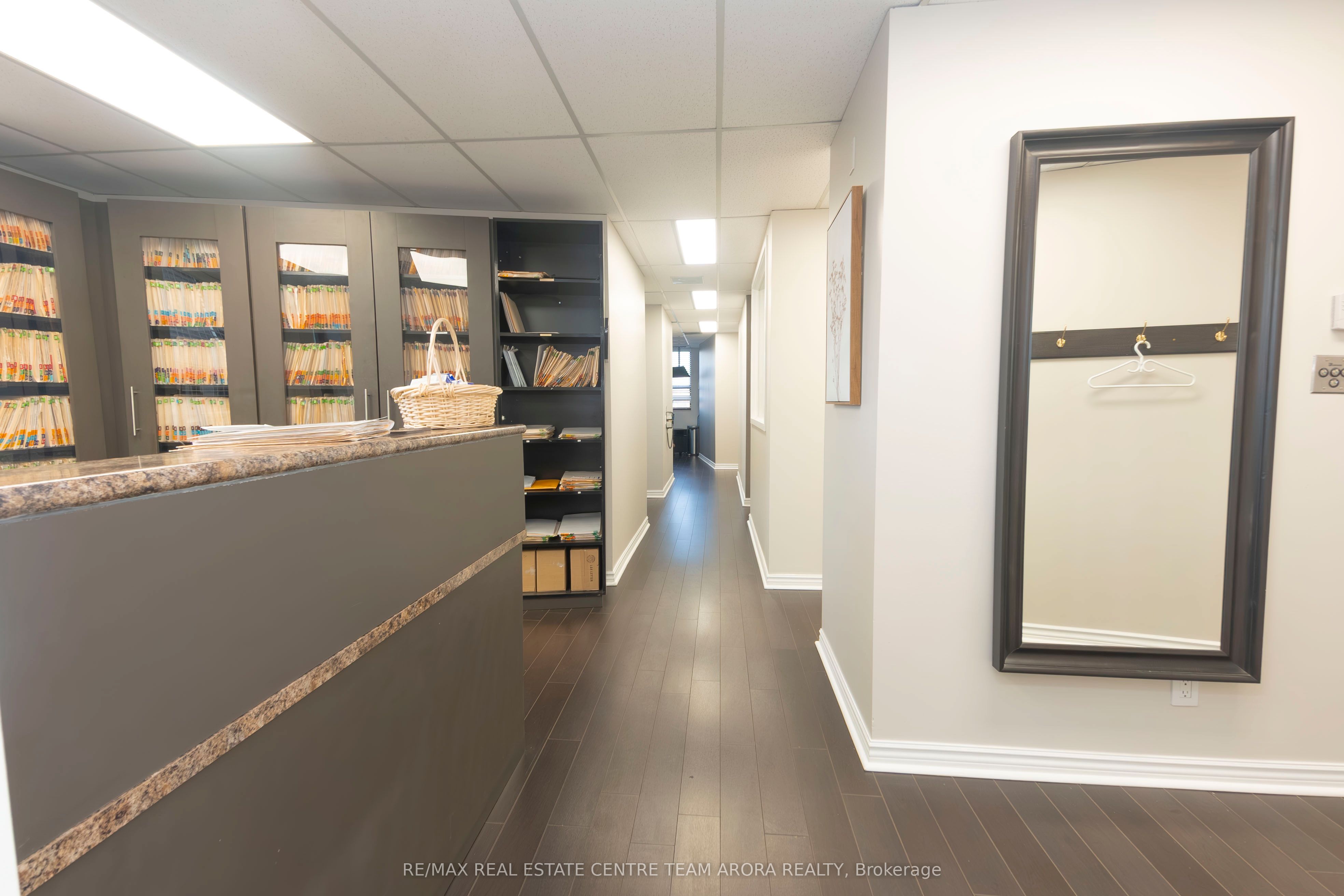 3173 Erindale Station Road Property Photo 4