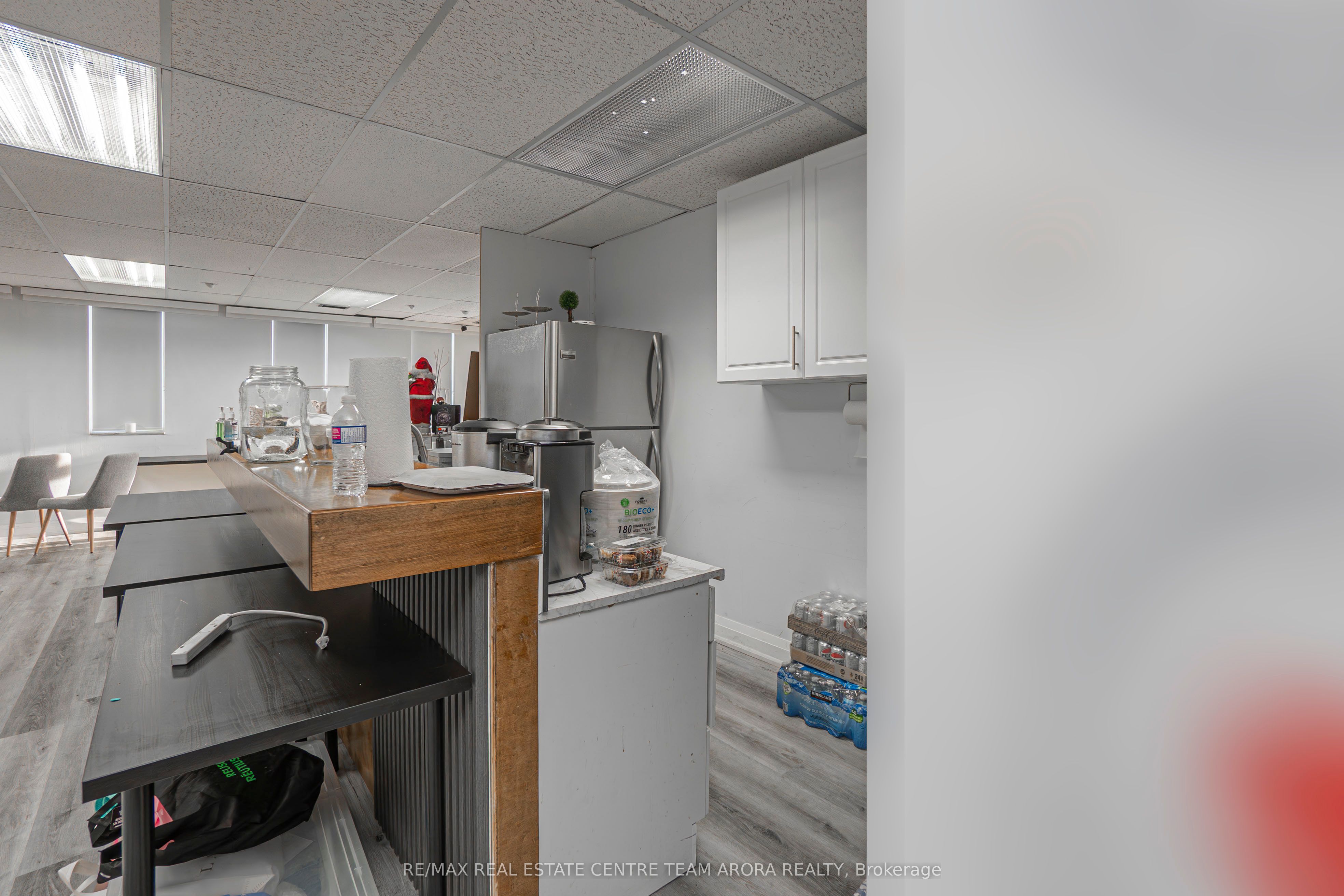 3173 Erindale Station Road Property Photo 30