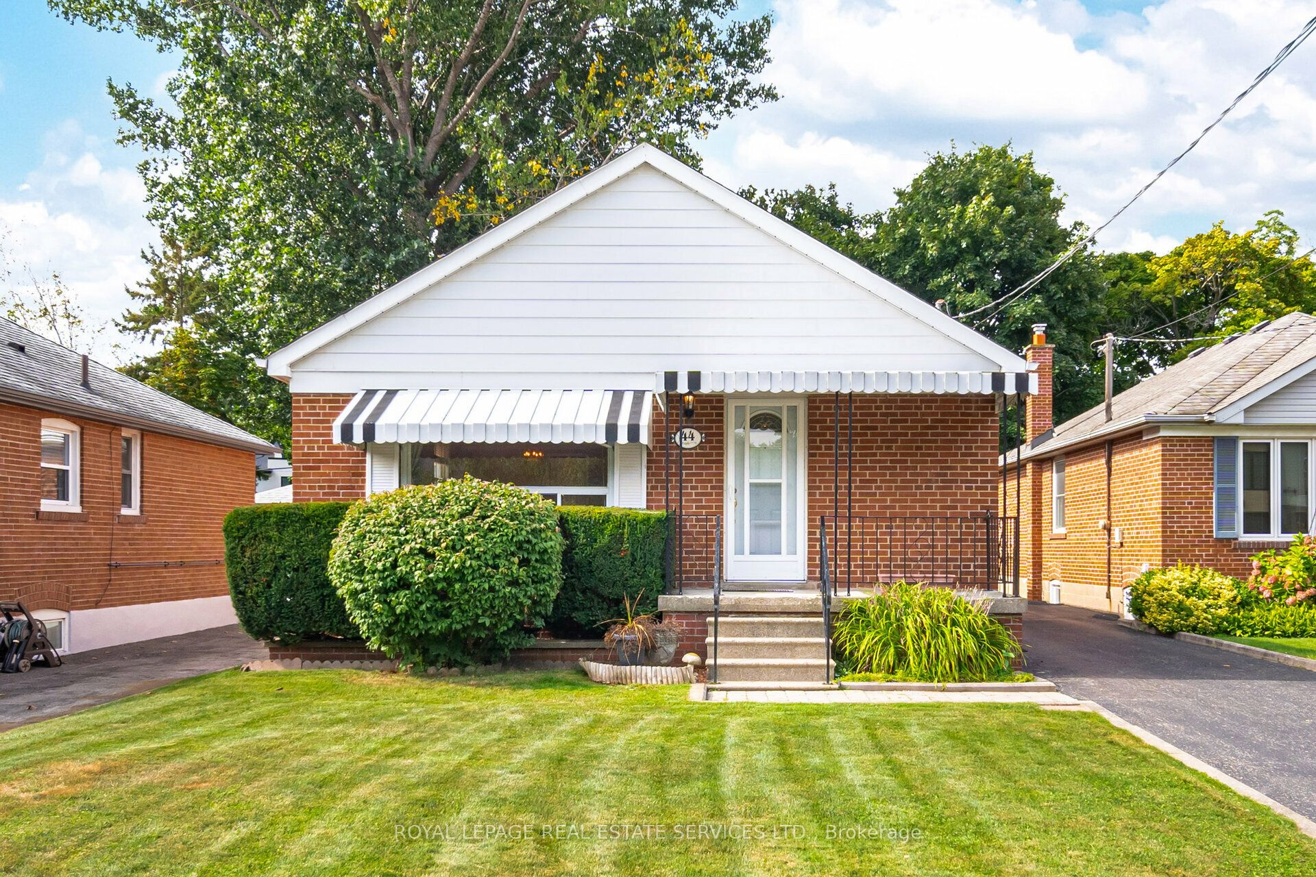 44 Maple Avenue Property Photo 1
