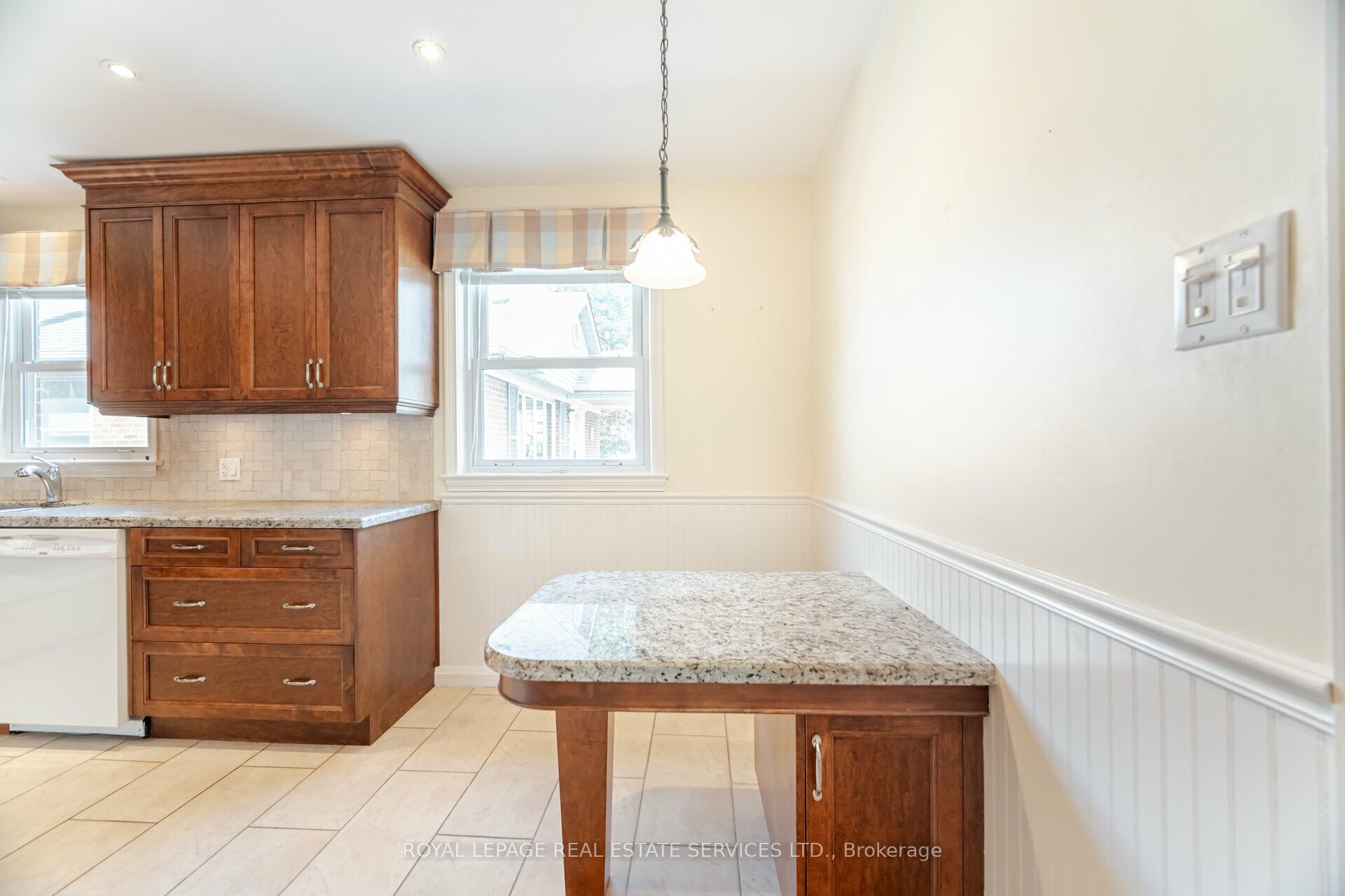 44 Maple Avenue Property Photo 17
