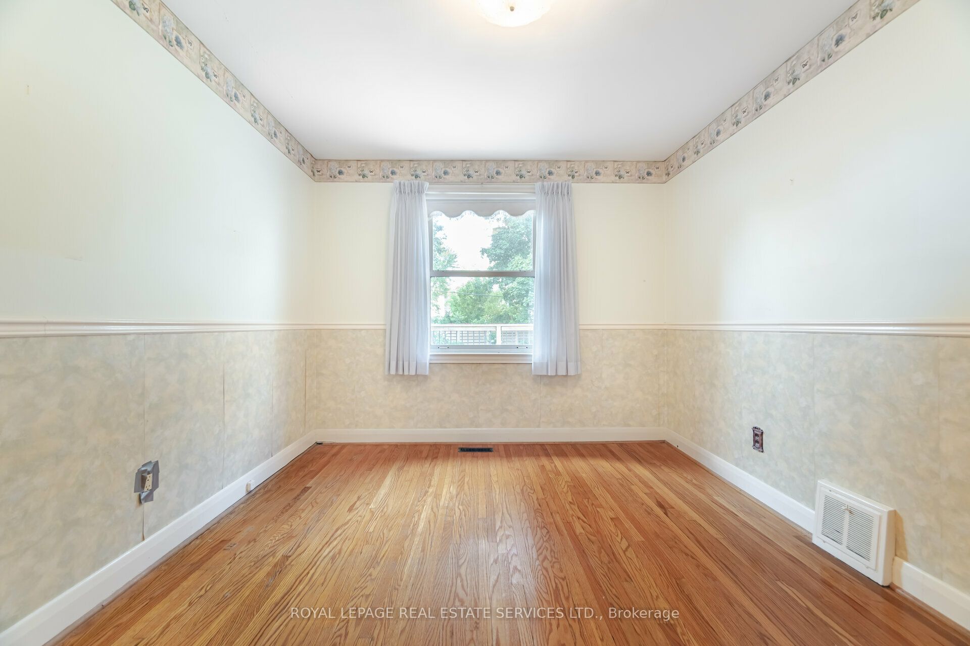 44 Maple Avenue Property Photo 21