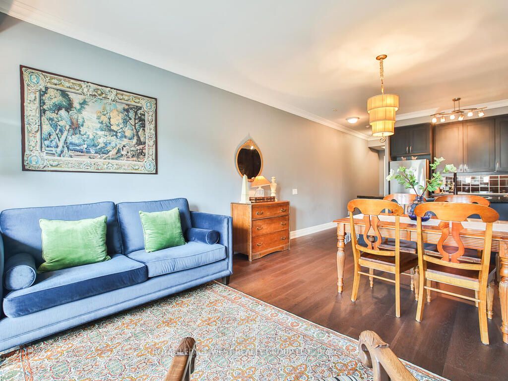 #401 - 9 Burnhamthorpe Crescent Property Photo 2
