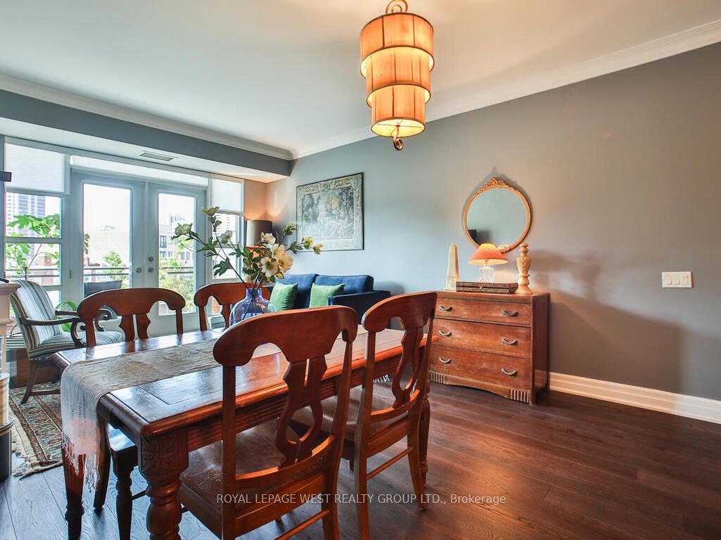 #401 - 9 Burnhamthorpe Crescent Property Photo 4
