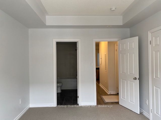 #31-02 - 2420 Baronwood Drive Property Photo 8