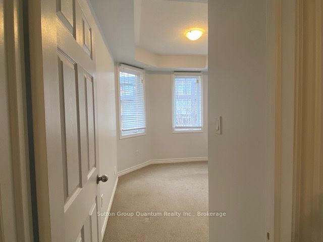 #31-02 - 2420 Baronwood Drive Property Photo 13
