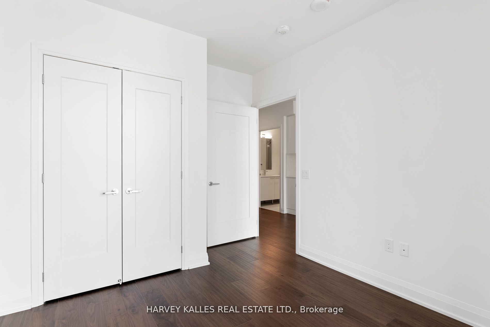 293 The Kingsway N/a 620 Property Photo 20