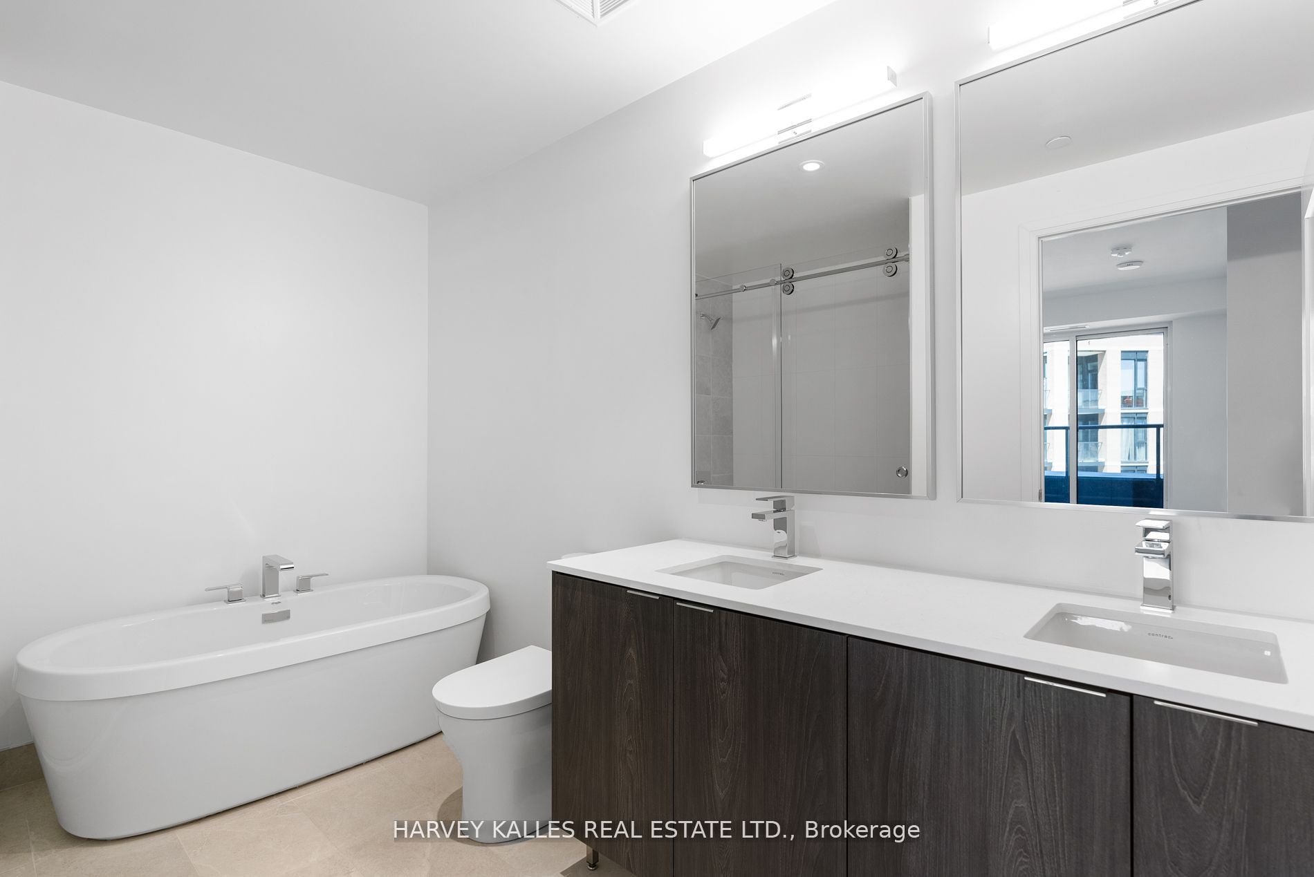 293 The Kingsway N/a 519 Property Photo 17