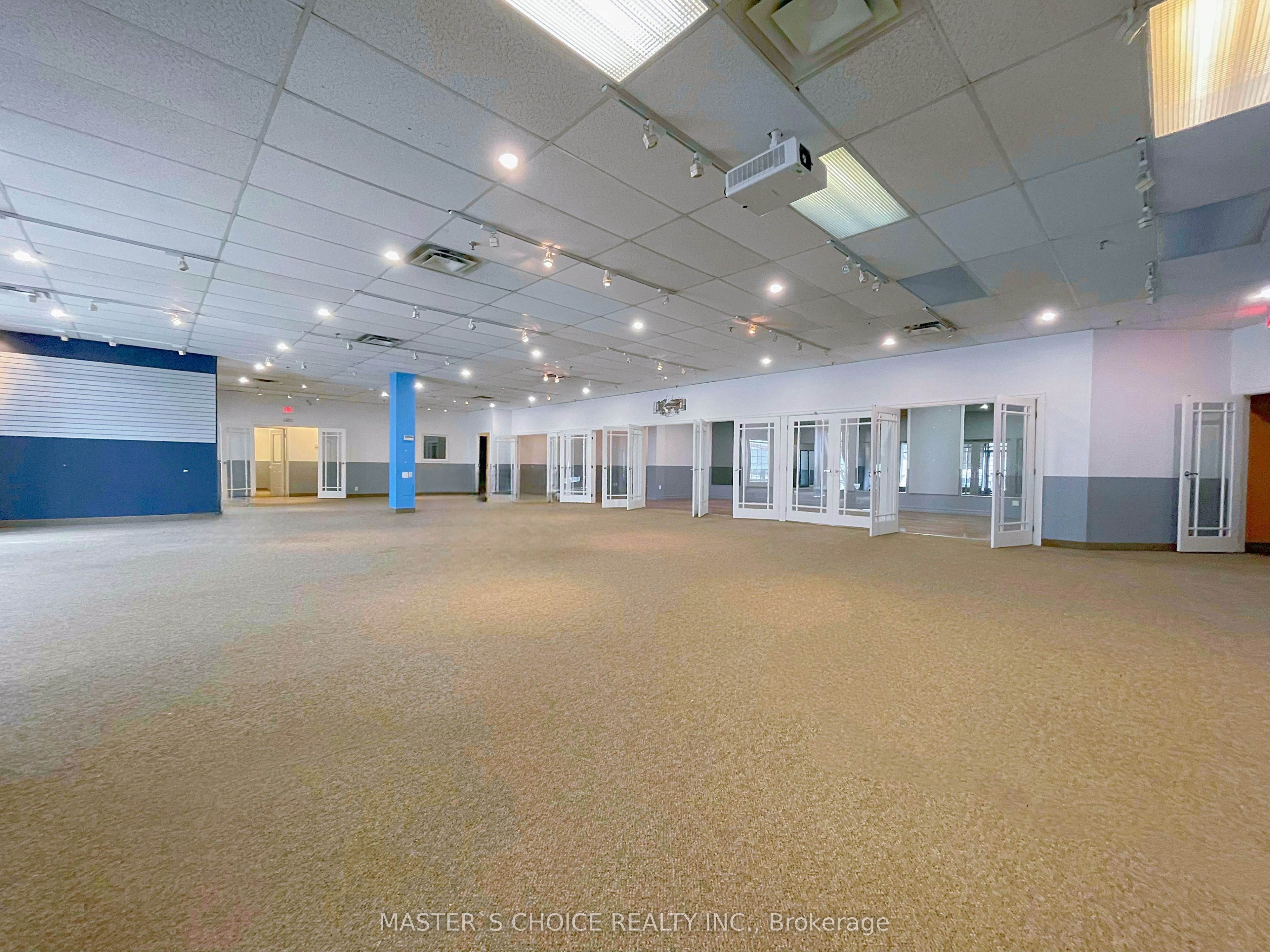 #140 - 75 Watline Avenue Property Photo 2
