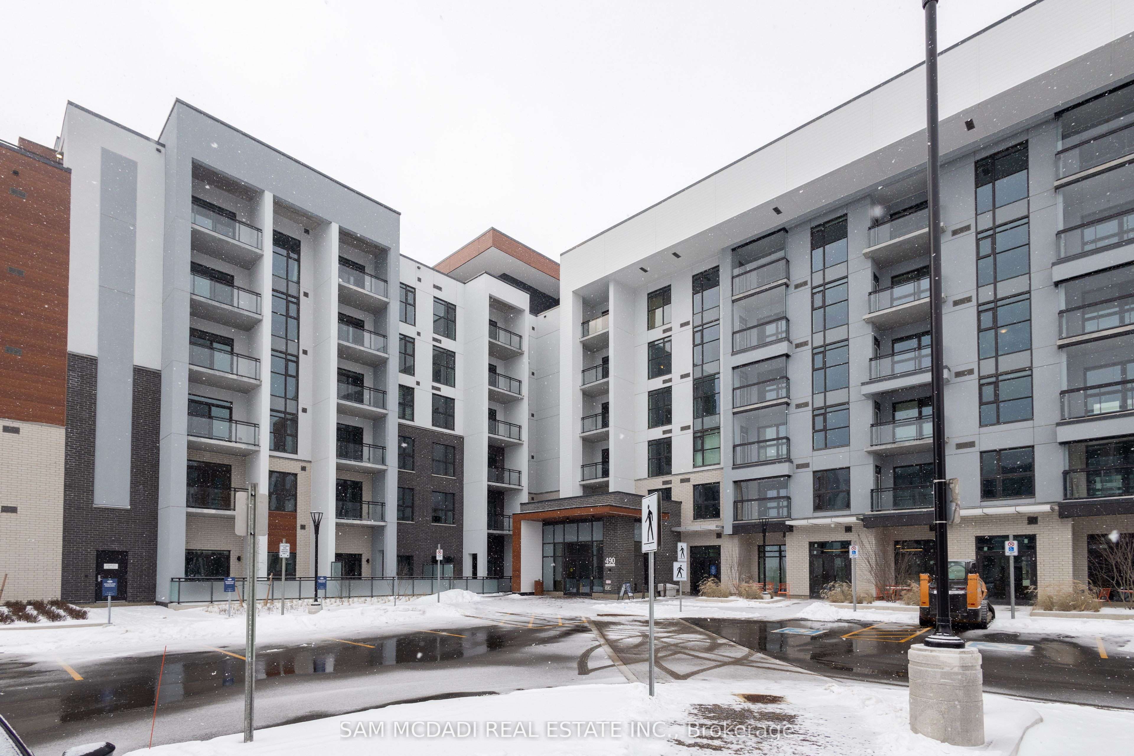 #307 - 490 Gordon Krantz Avenue Property Photo 1
