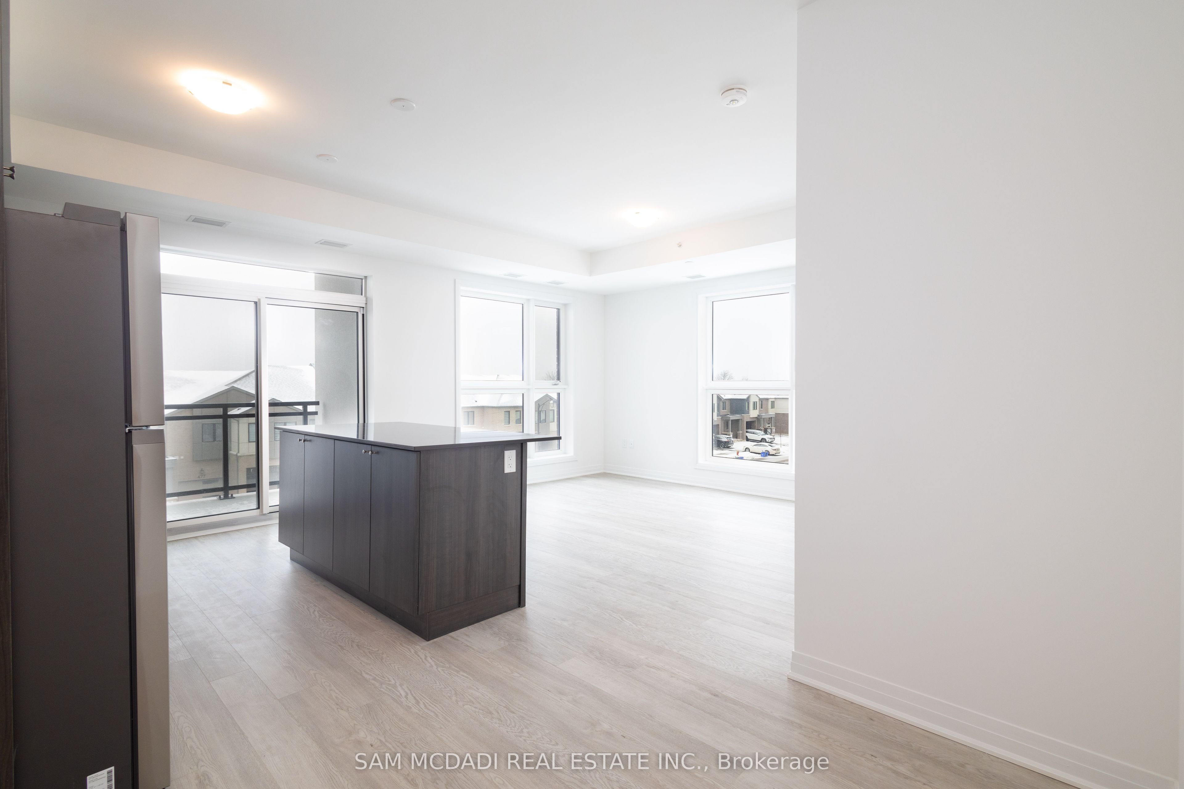 #307 - 490 Gordon Krantz Avenue Property Photo 3