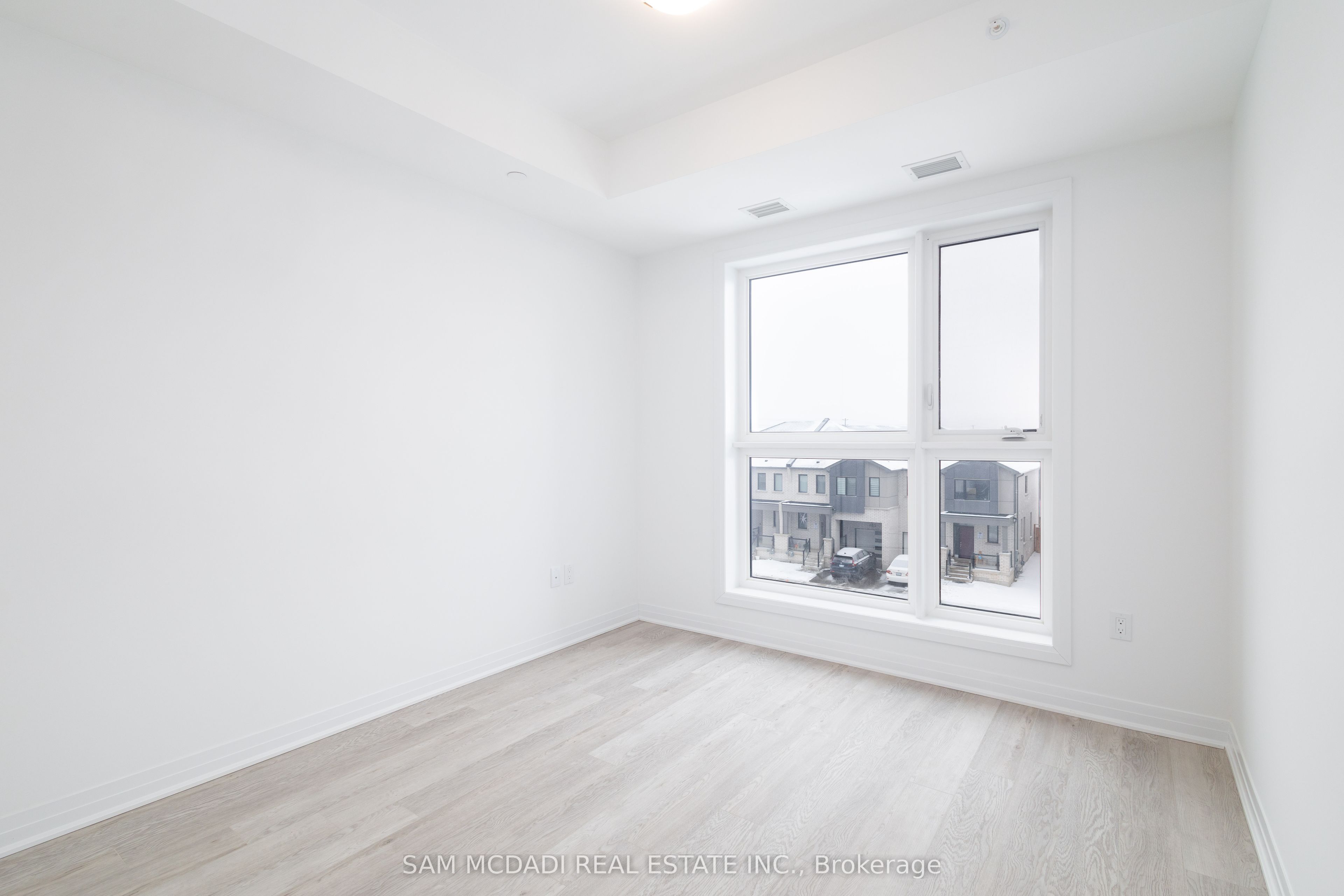 #307 - 490 Gordon Krantz Avenue Property Photo 15