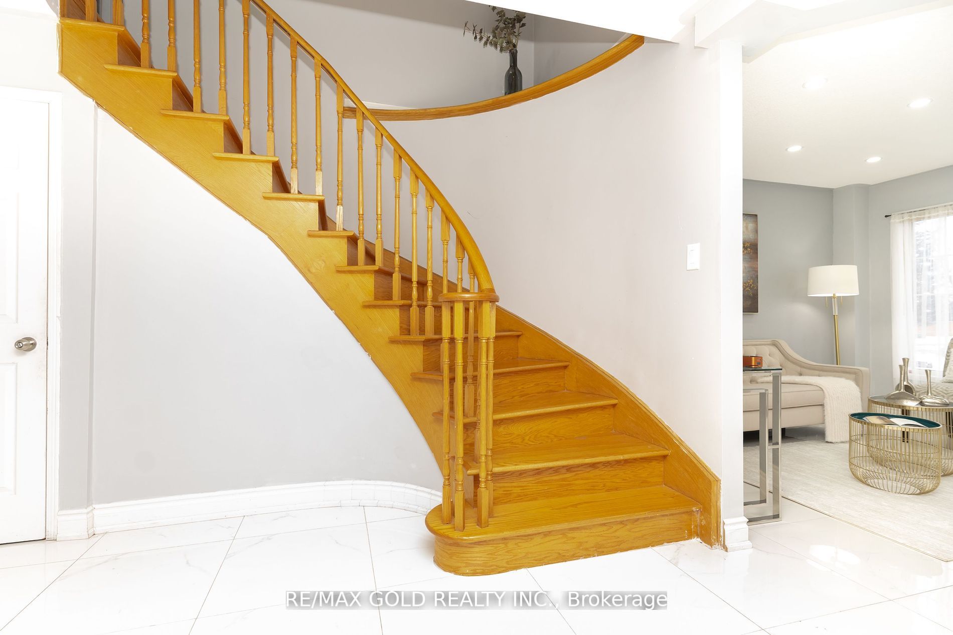 3 Great Plains Street Property Photo 15