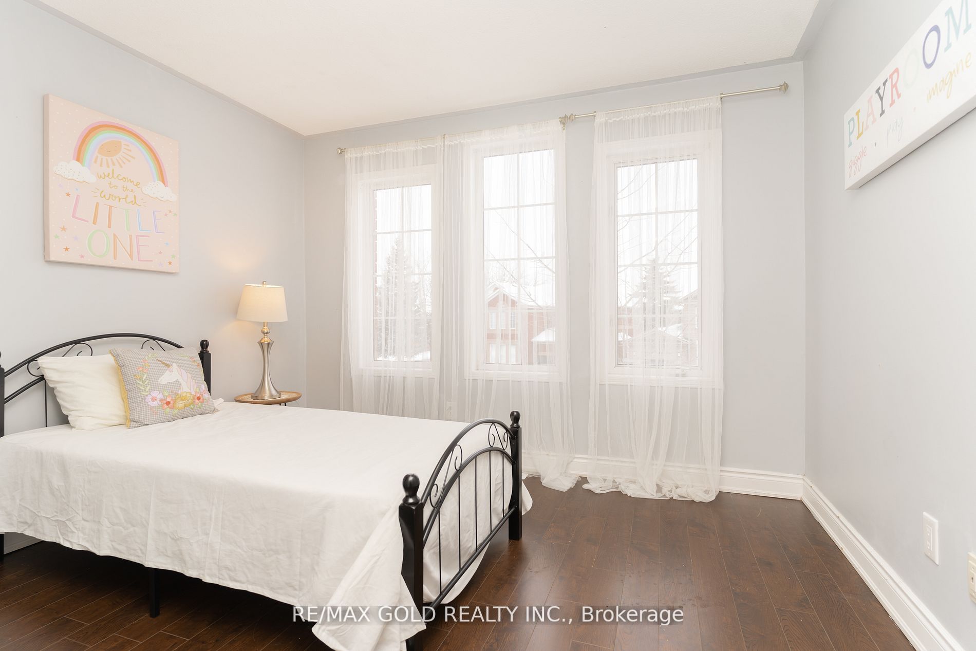 3 Great Plains Street Property Photo 23